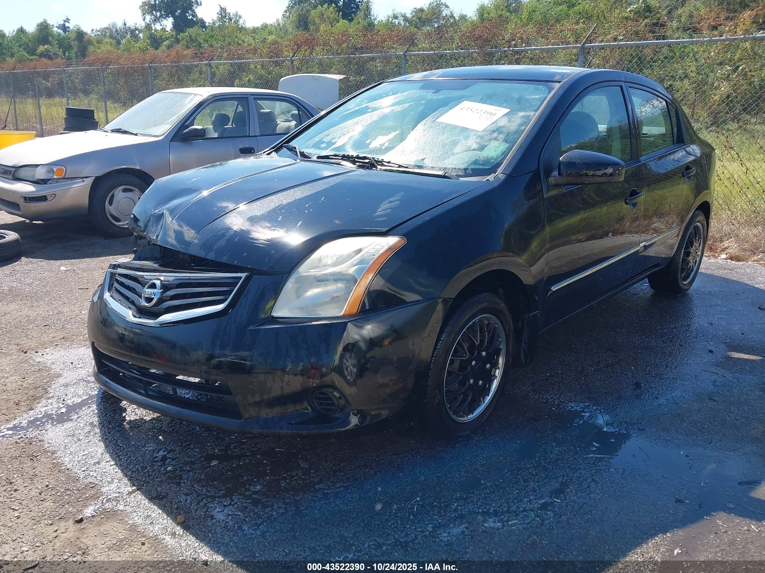 NISSAN SENTRA image 2
