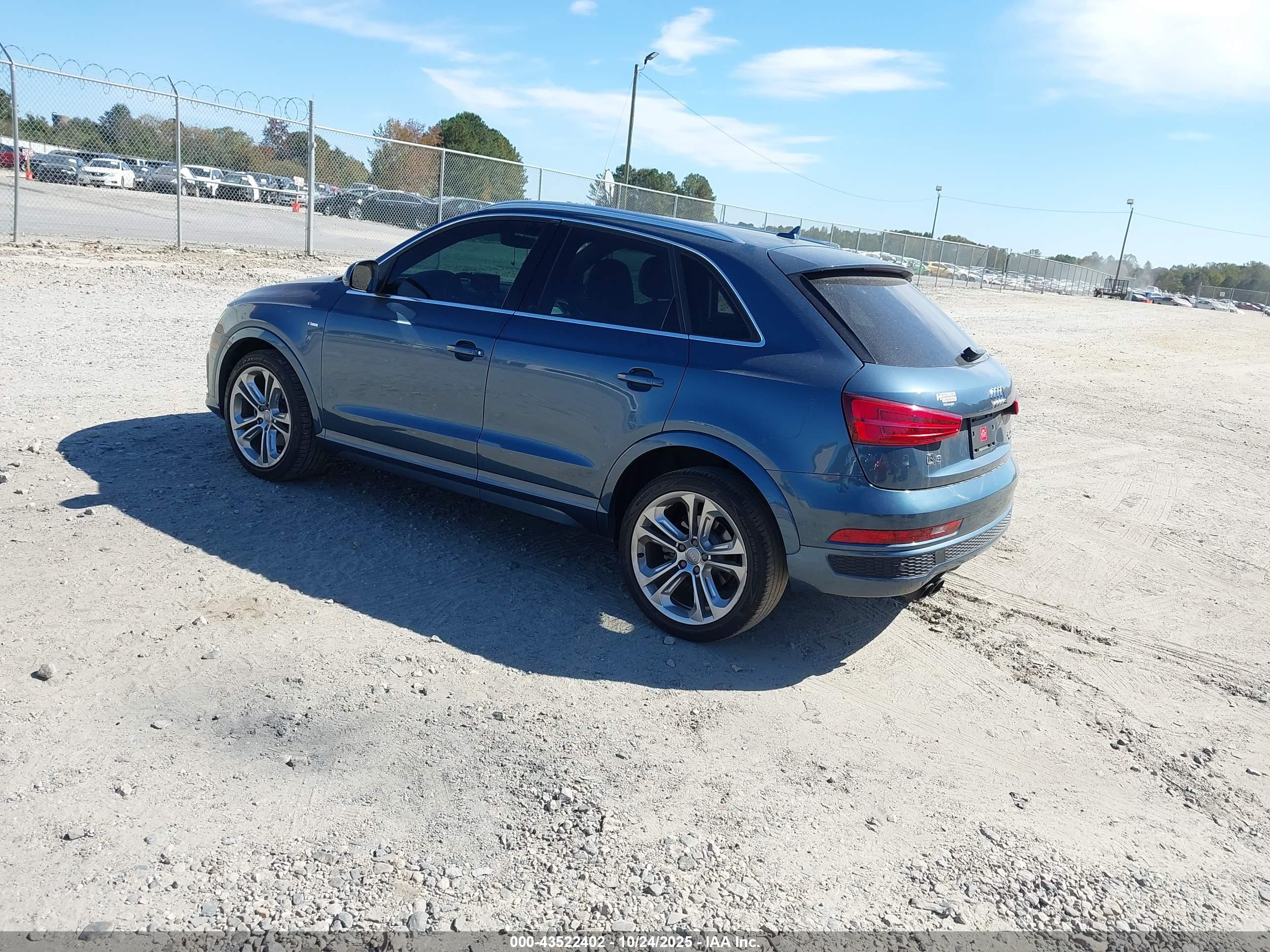 AUDI Q3 image 3