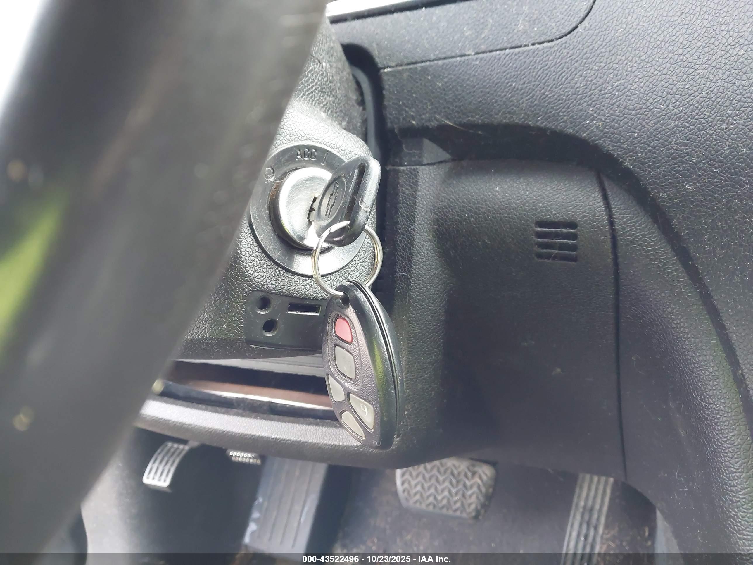 CHEVROLET TRAVERSE image 11