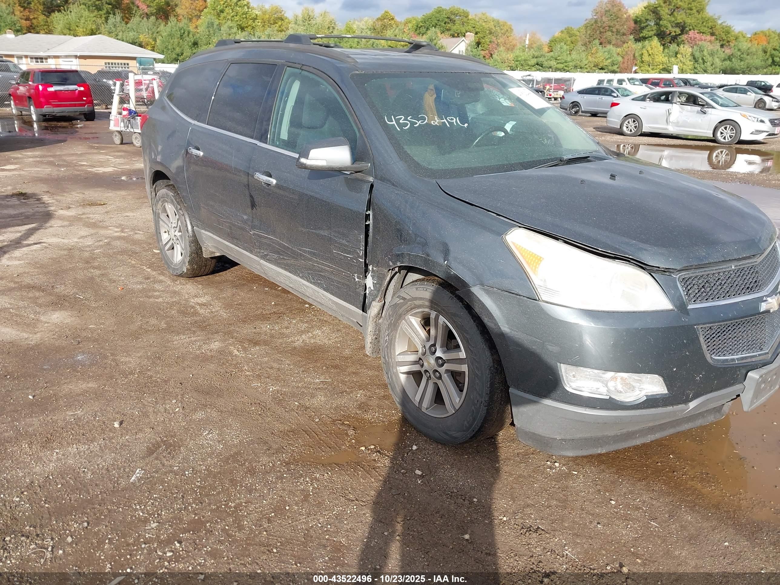 CHEVROLET TRAVERSE image 6