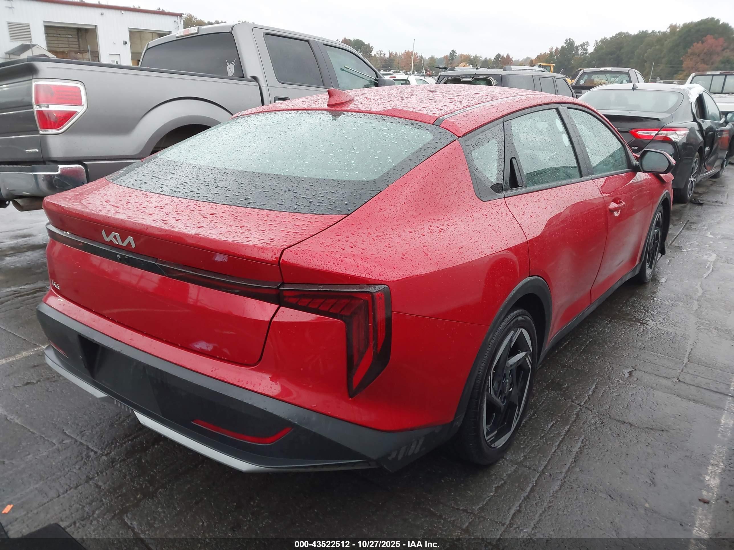 KIA K4 image 4