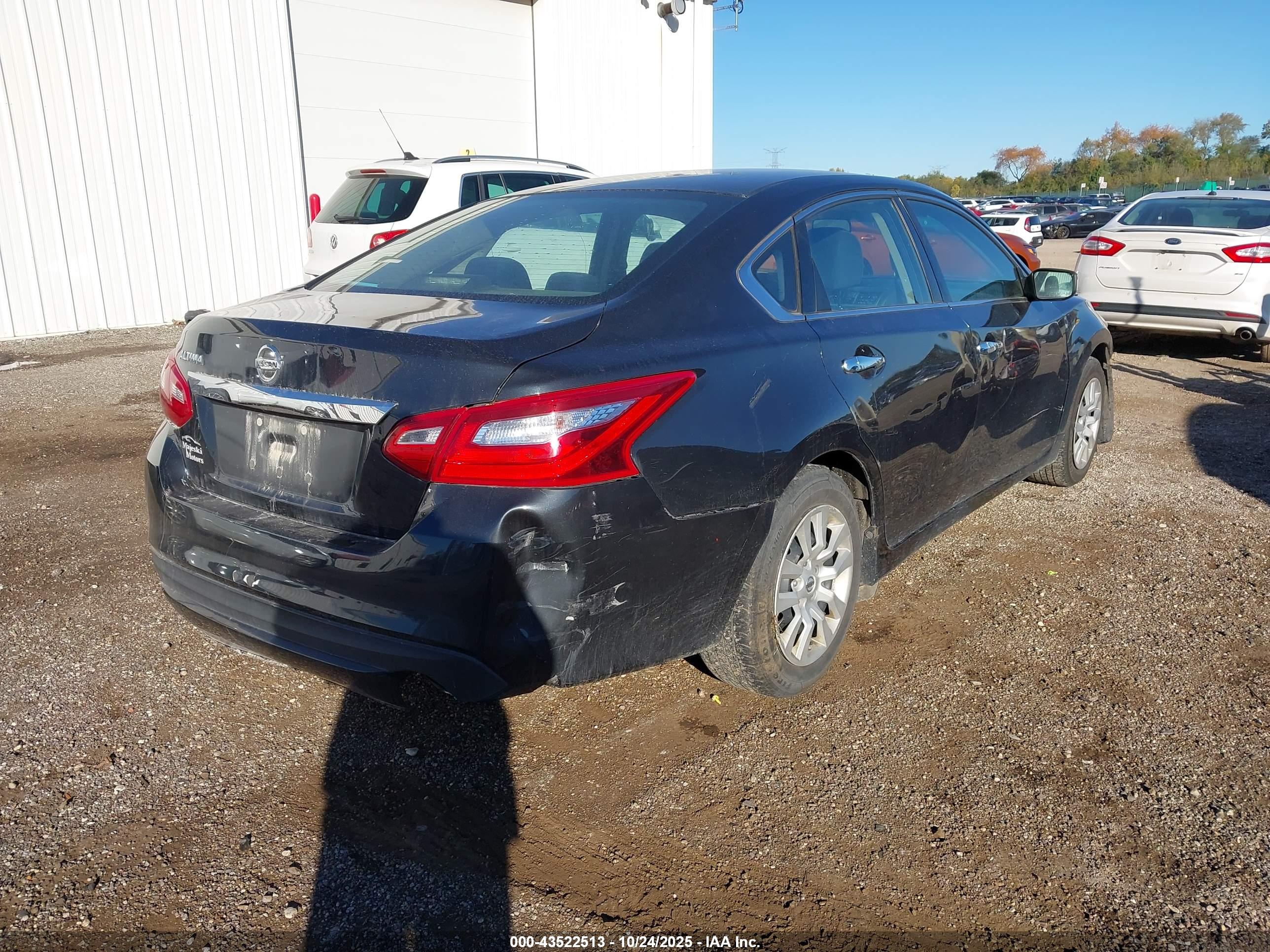 NISSAN ALTIMA image 4