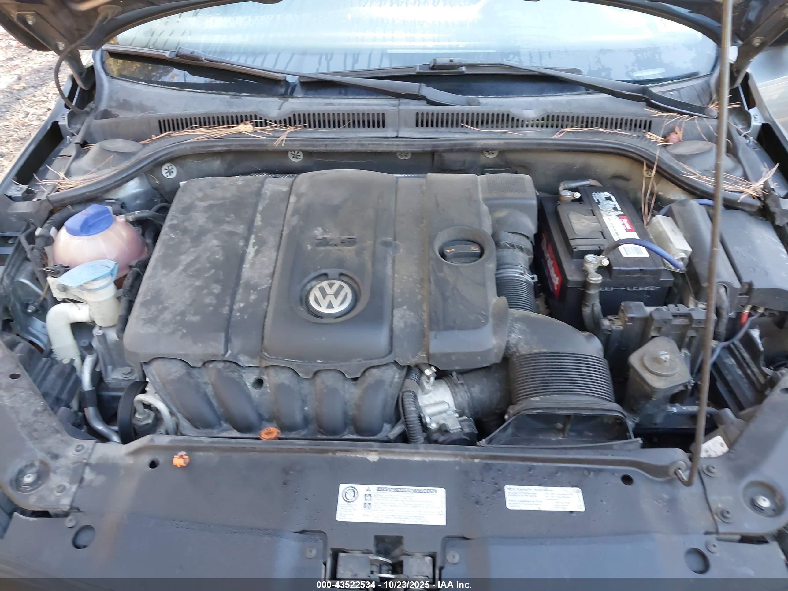 VOLKSWAGEN JETTA image 10