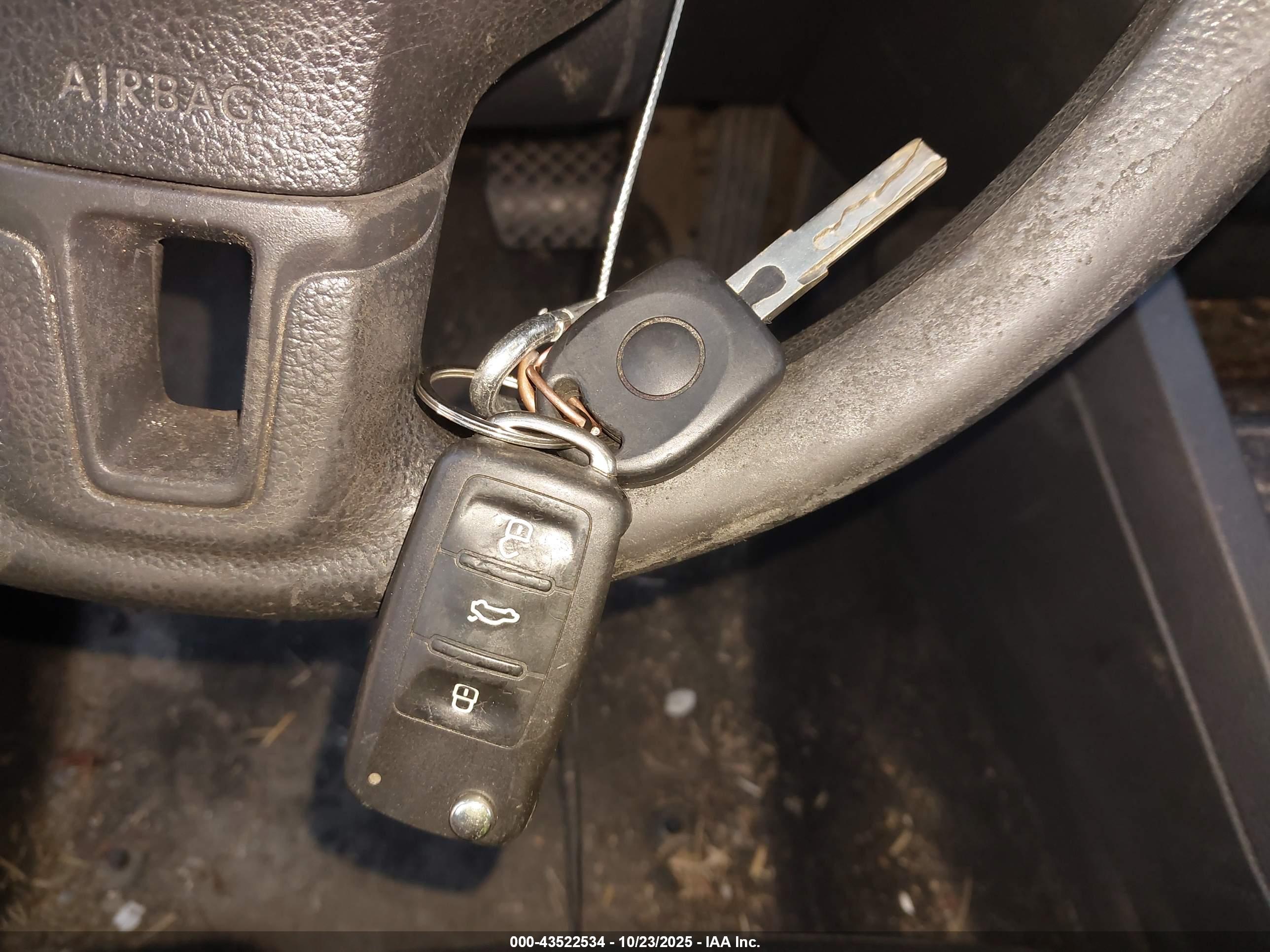 VOLKSWAGEN JETTA image 11