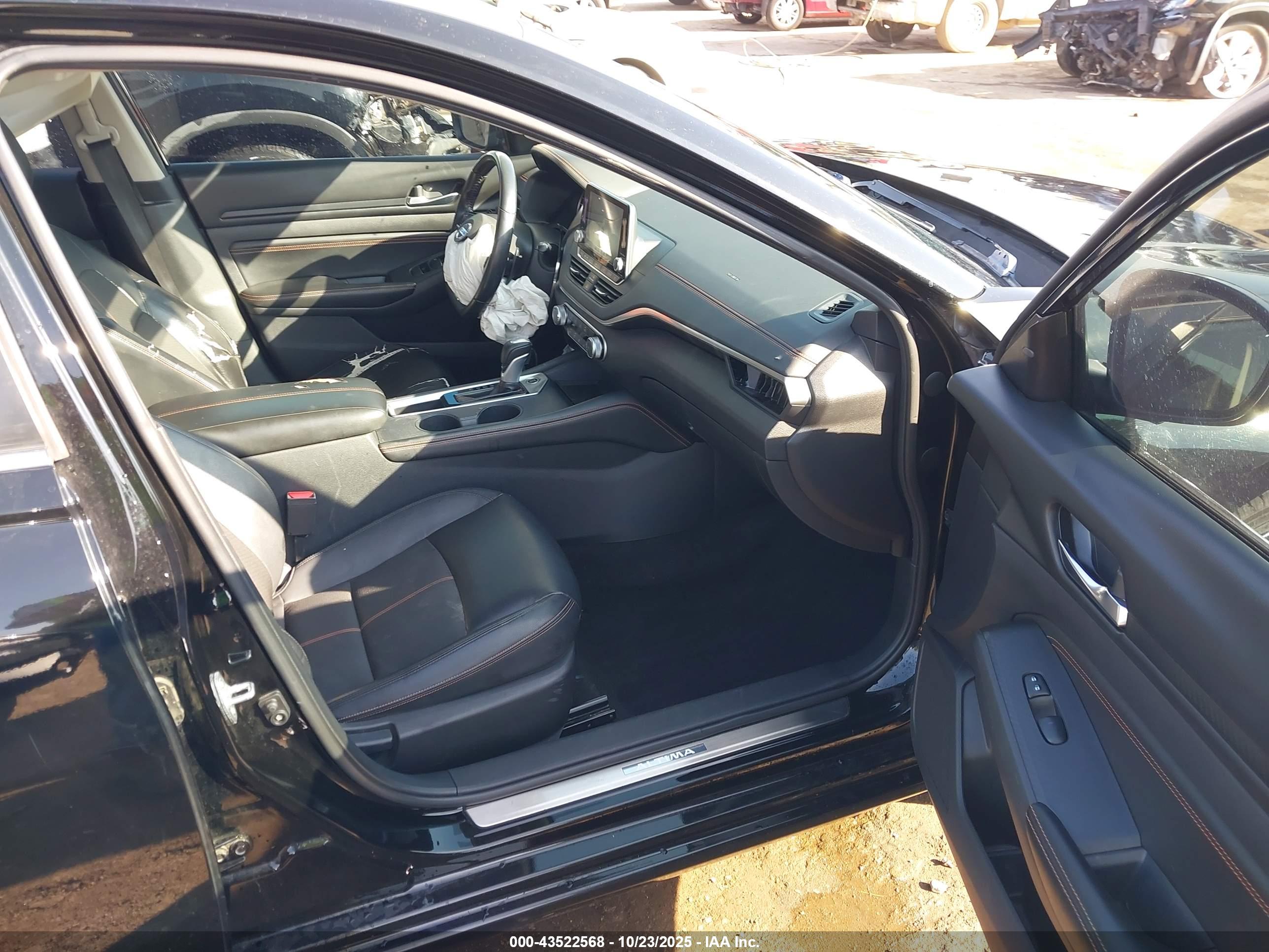 NISSAN ALTIMA image 5