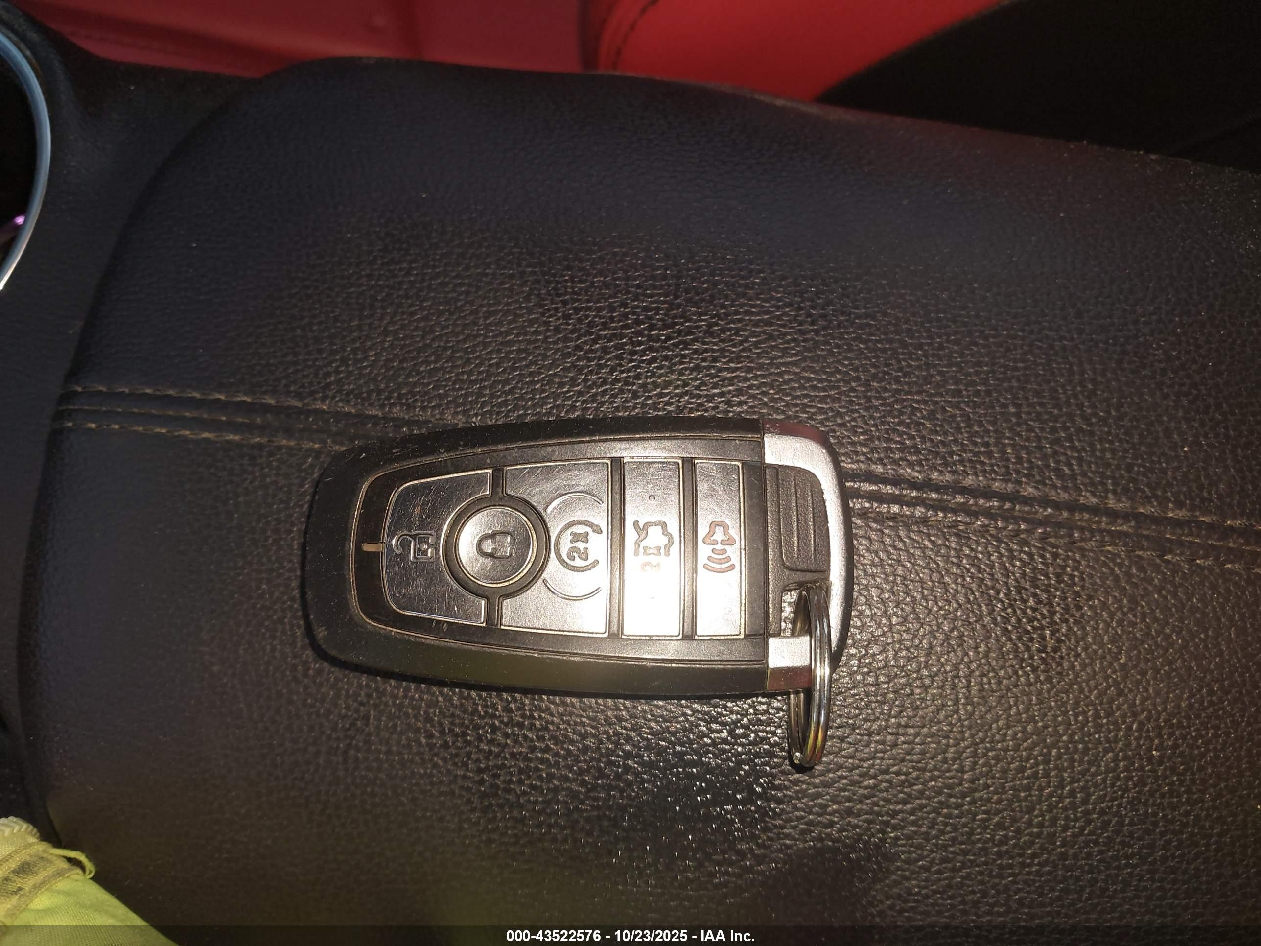 FORD MUSTANG image 11