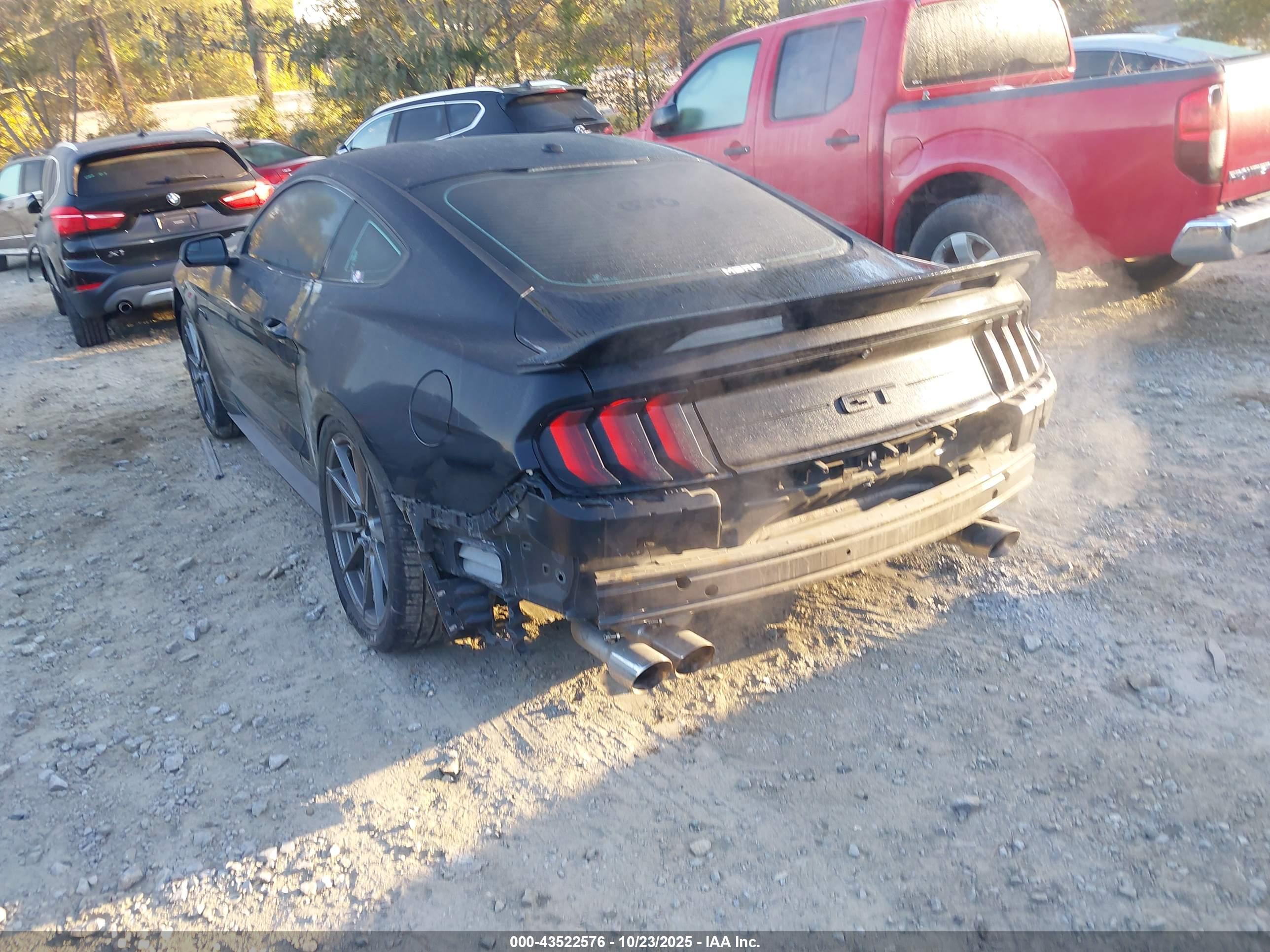 FORD MUSTANG image 3