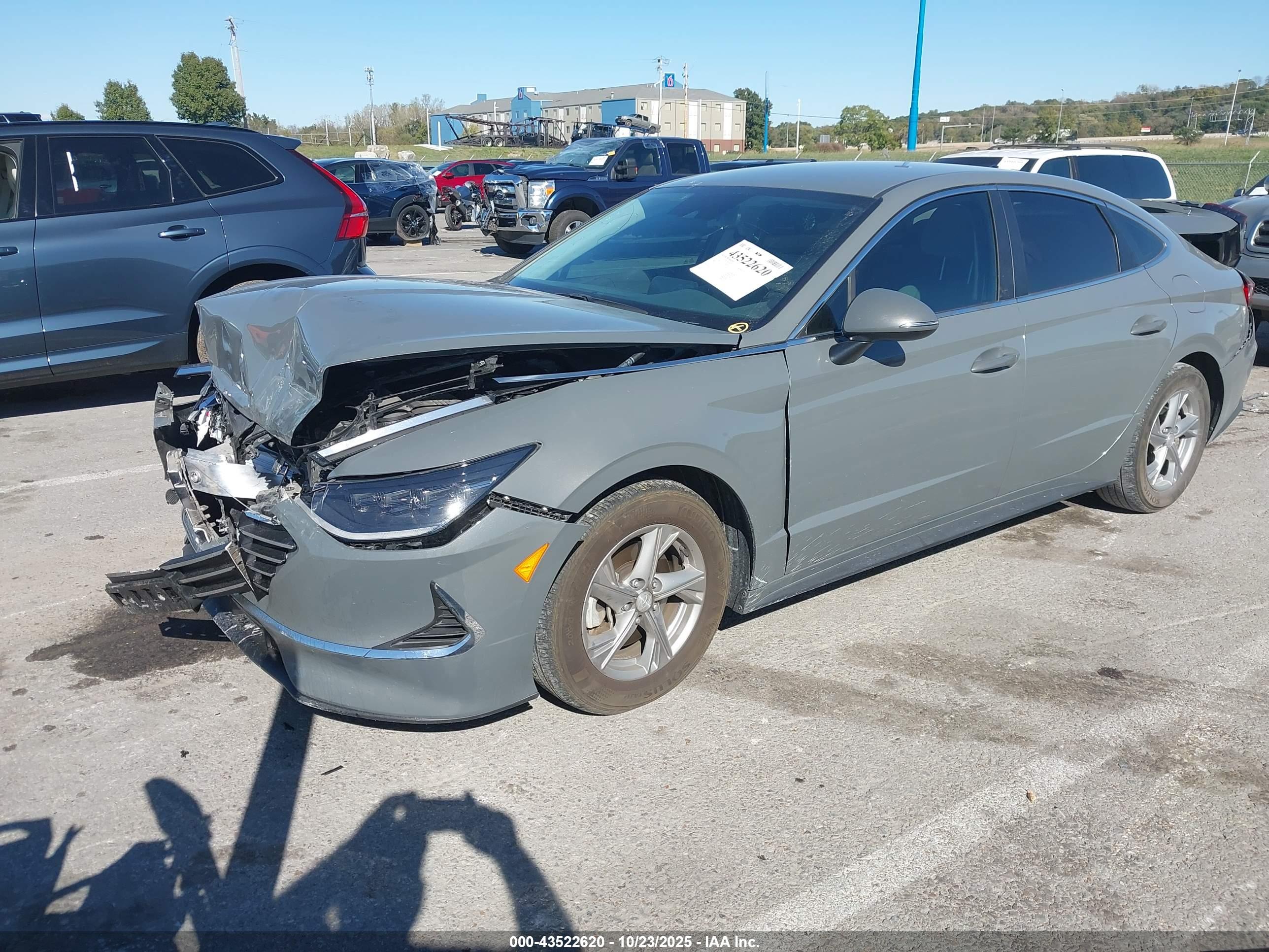 HYUNDAI SONATA image 2