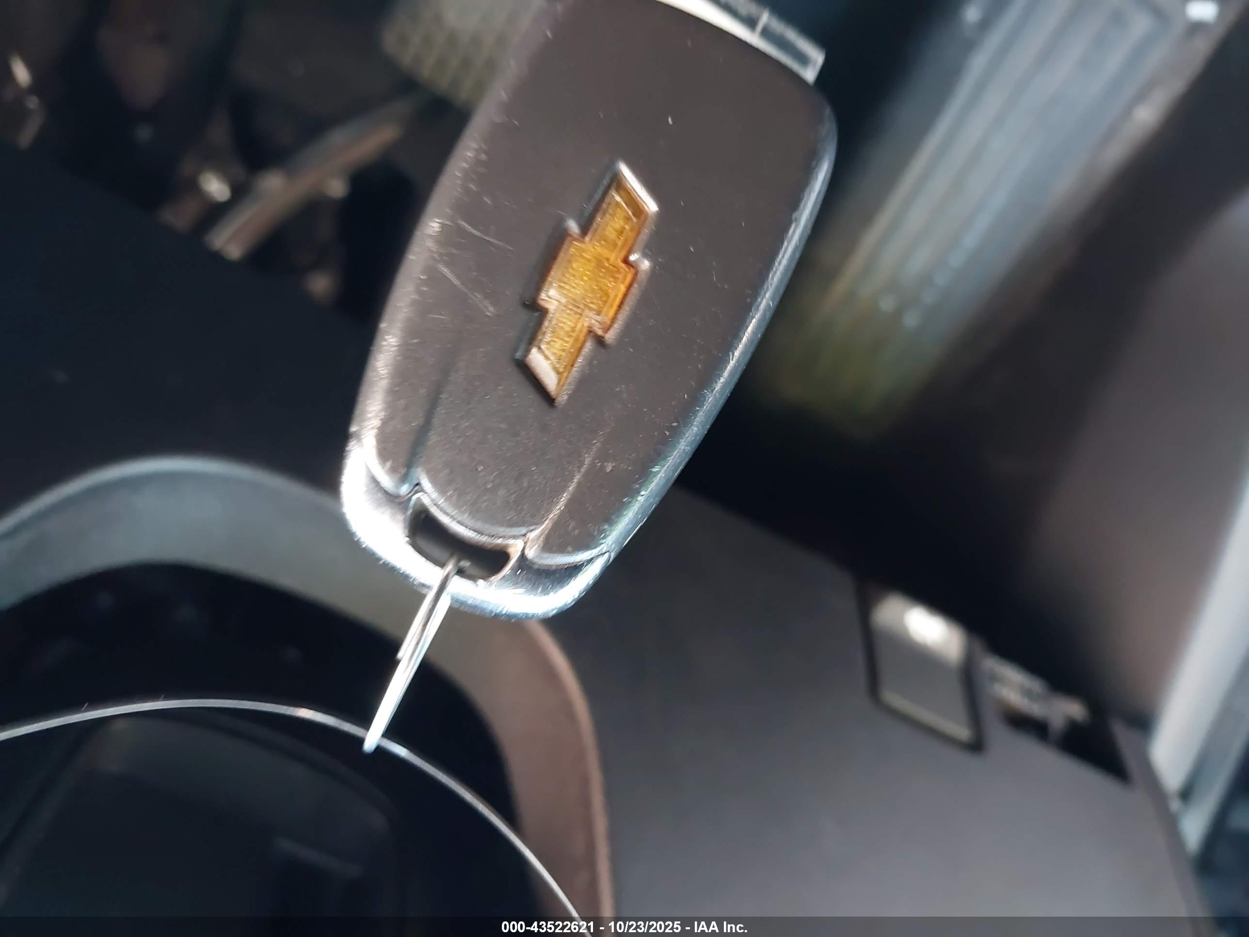 CHEVROLET EQUINOX image 11