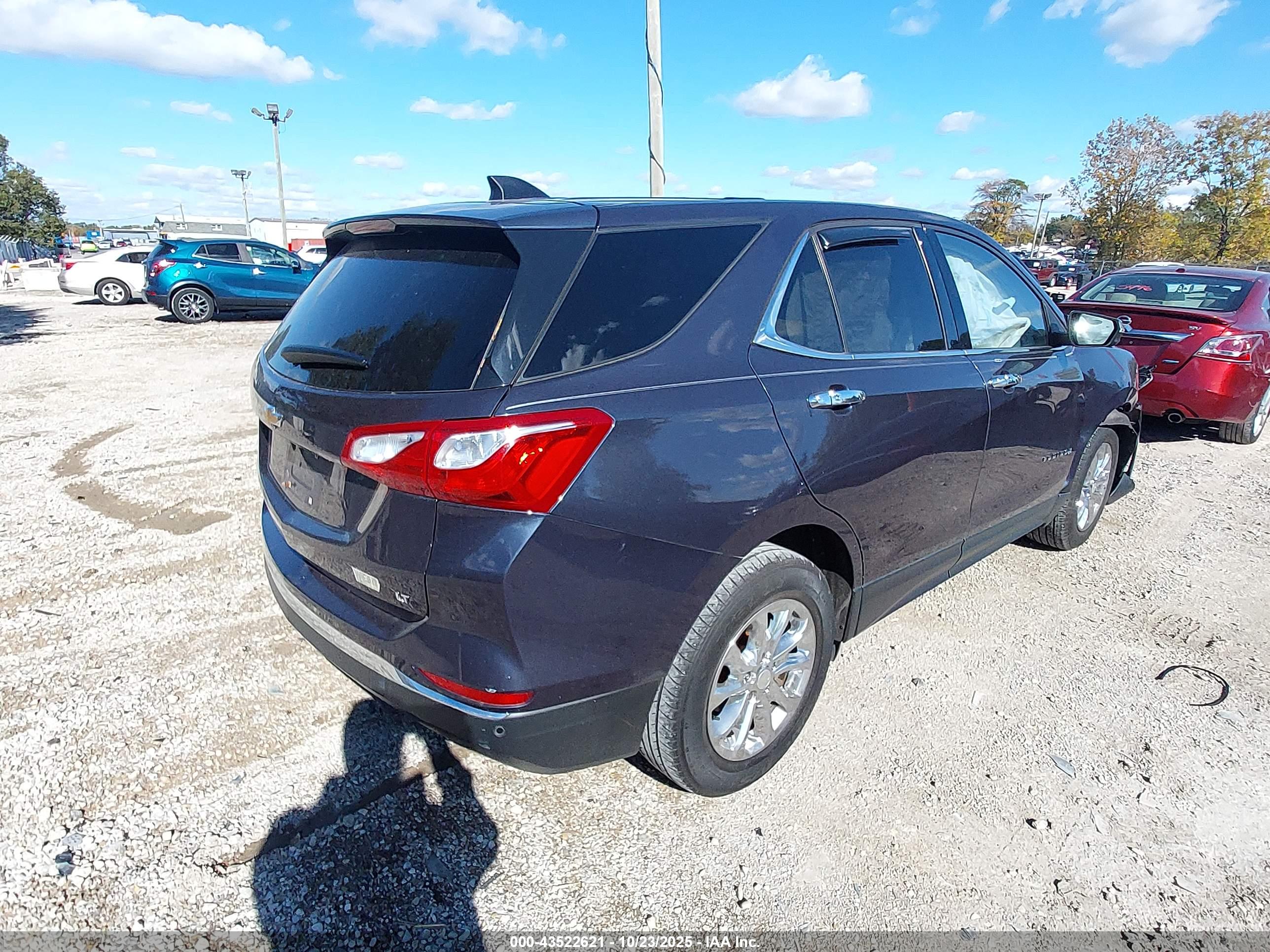 CHEVROLET EQUINOX image 4