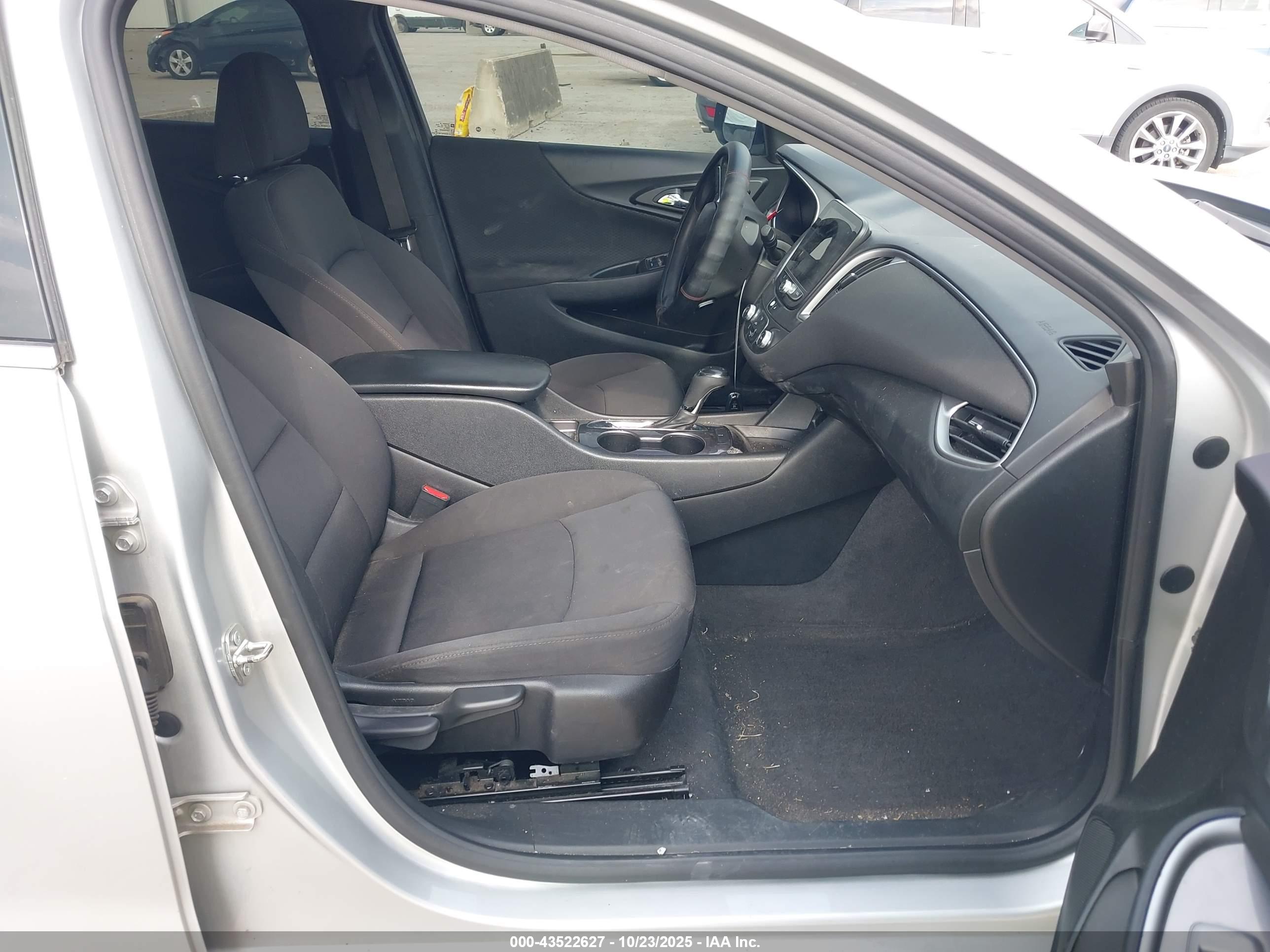 CHEVROLET MALIBU image 5