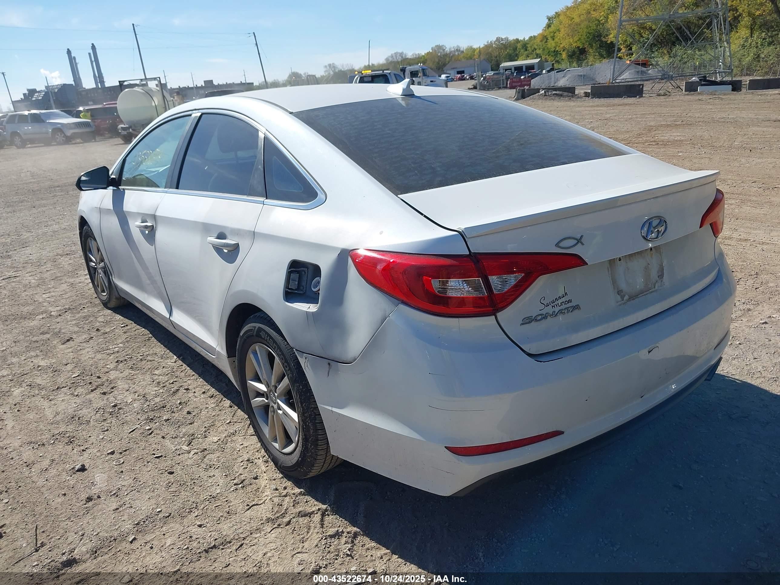 HYUNDAI SONATA image 3