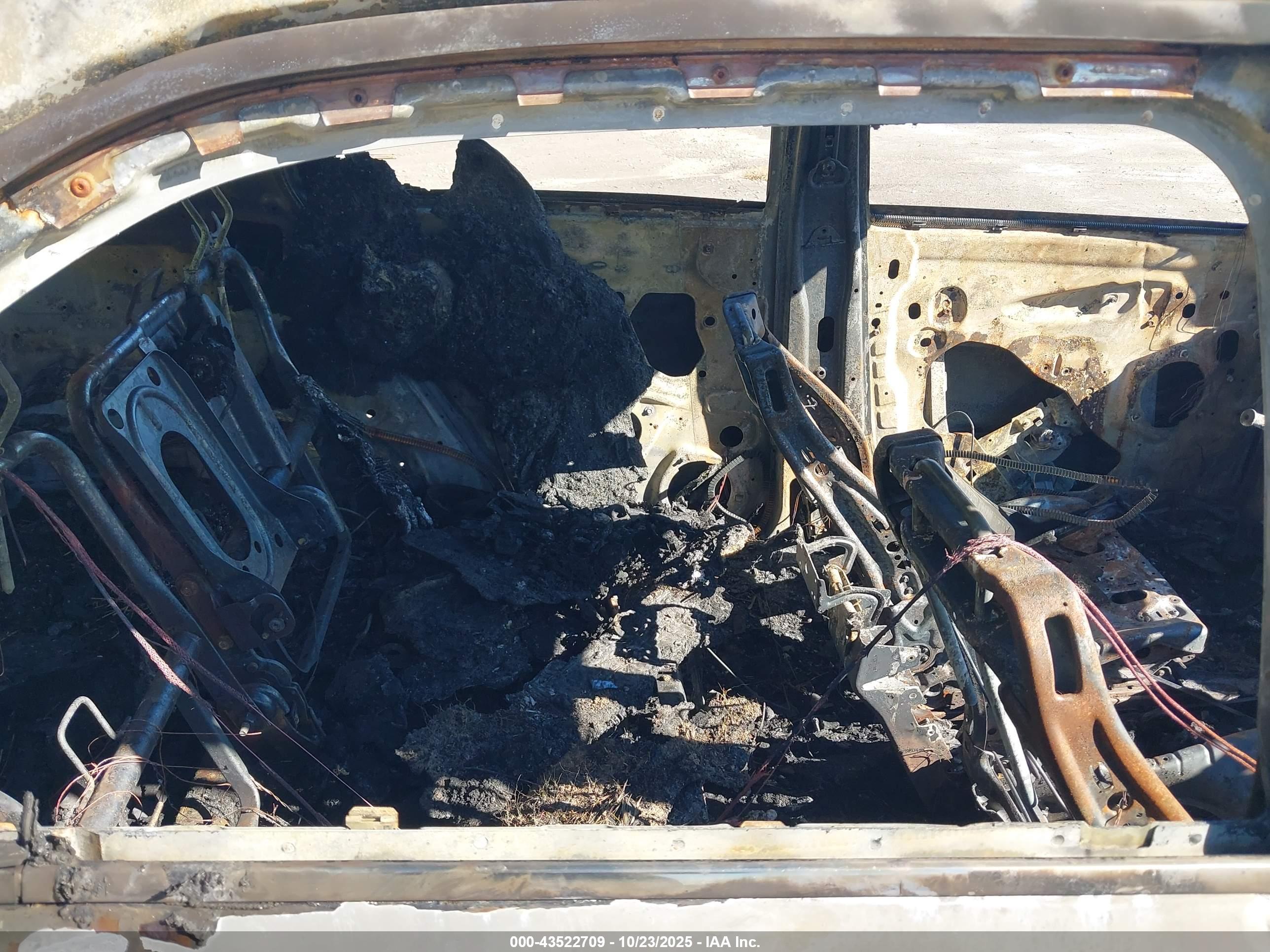 CHEVROLET EQUINOX image 8