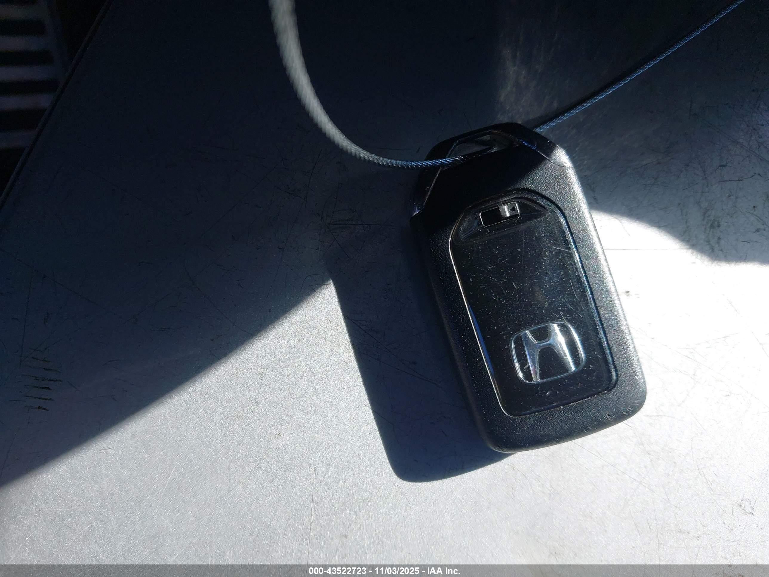 HONDA ACCORD image 11