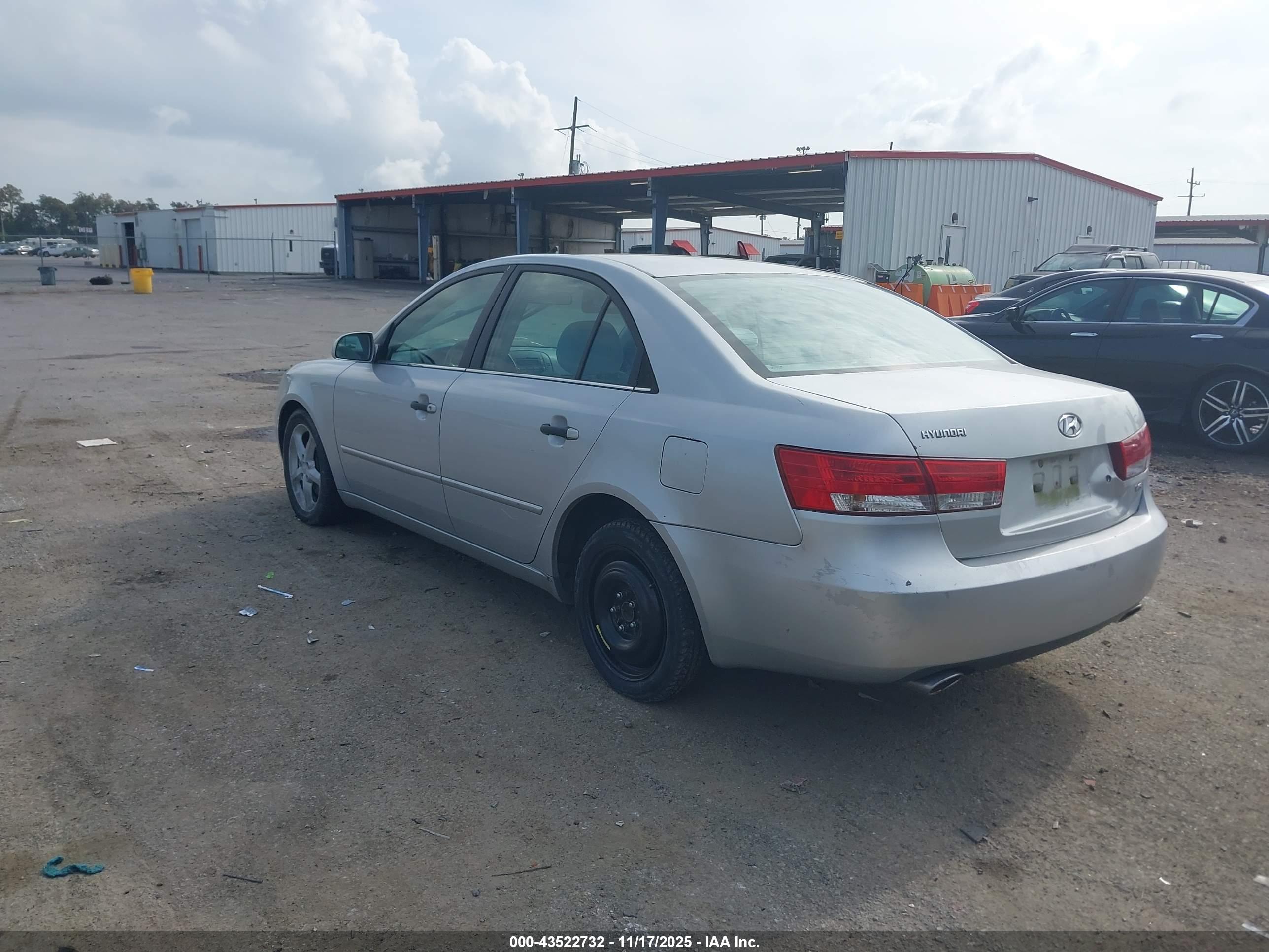 HYUNDAI SONATA image 3