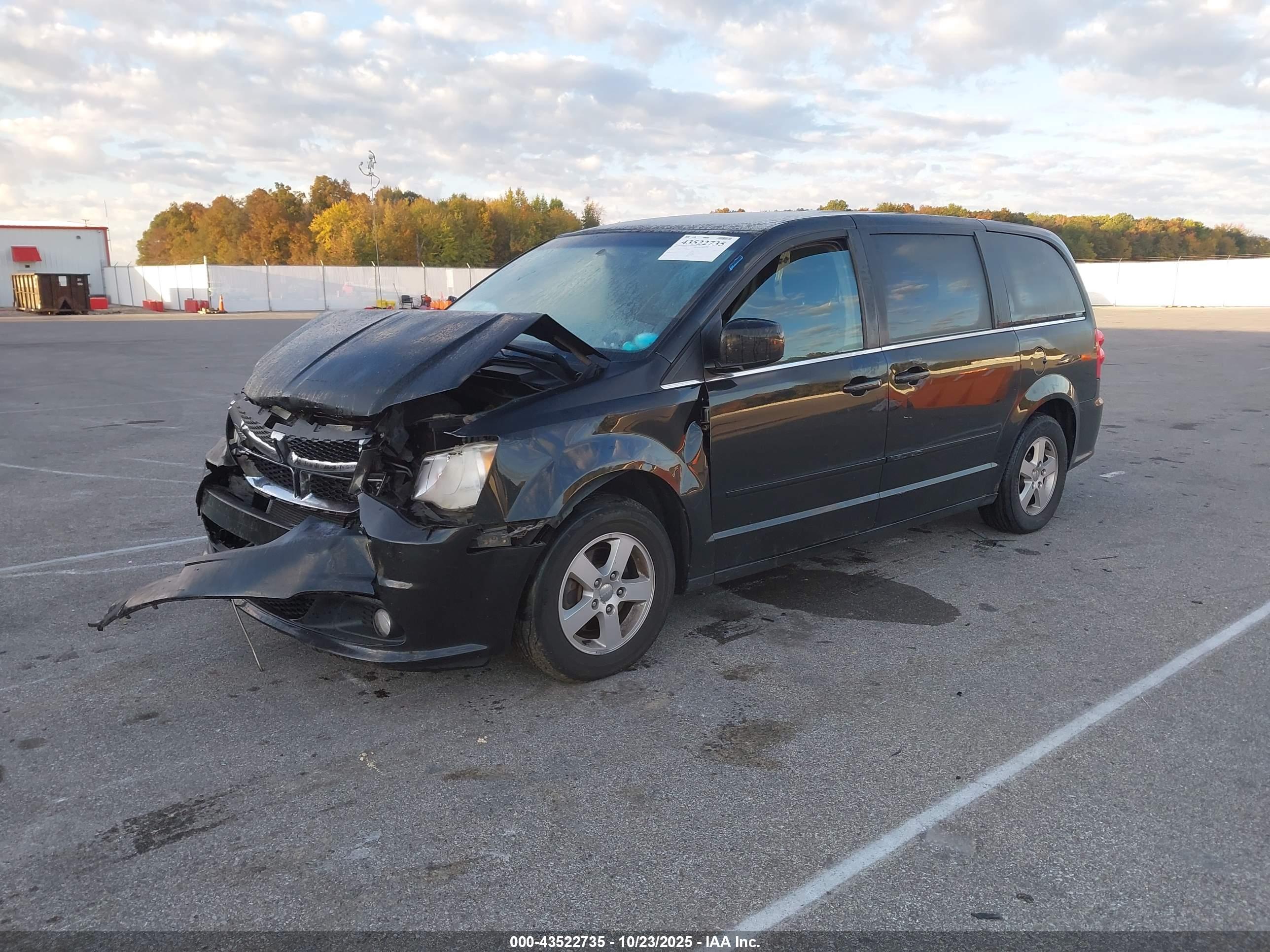 DODGE GRAND image 2