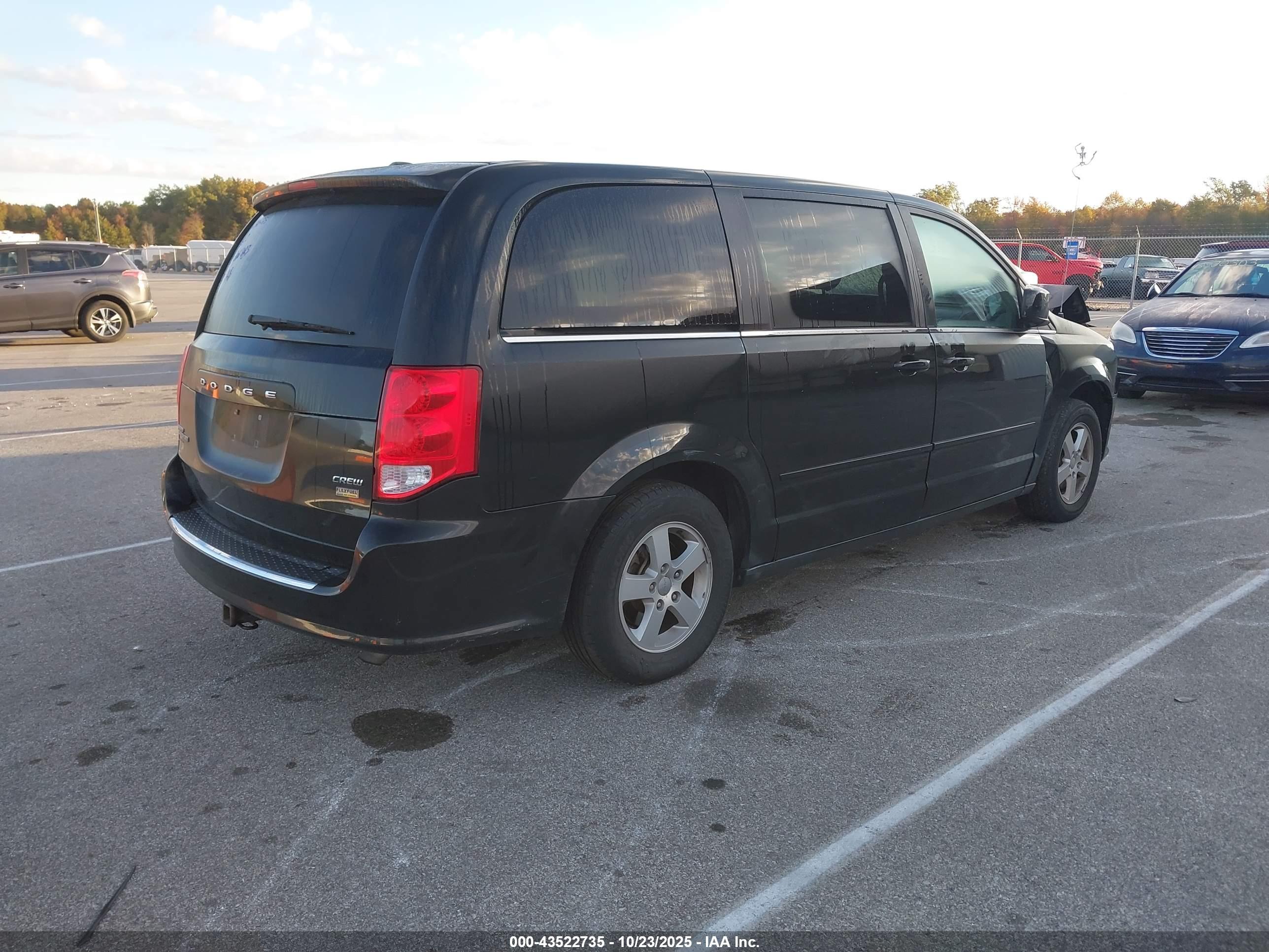 DODGE GRAND image 4