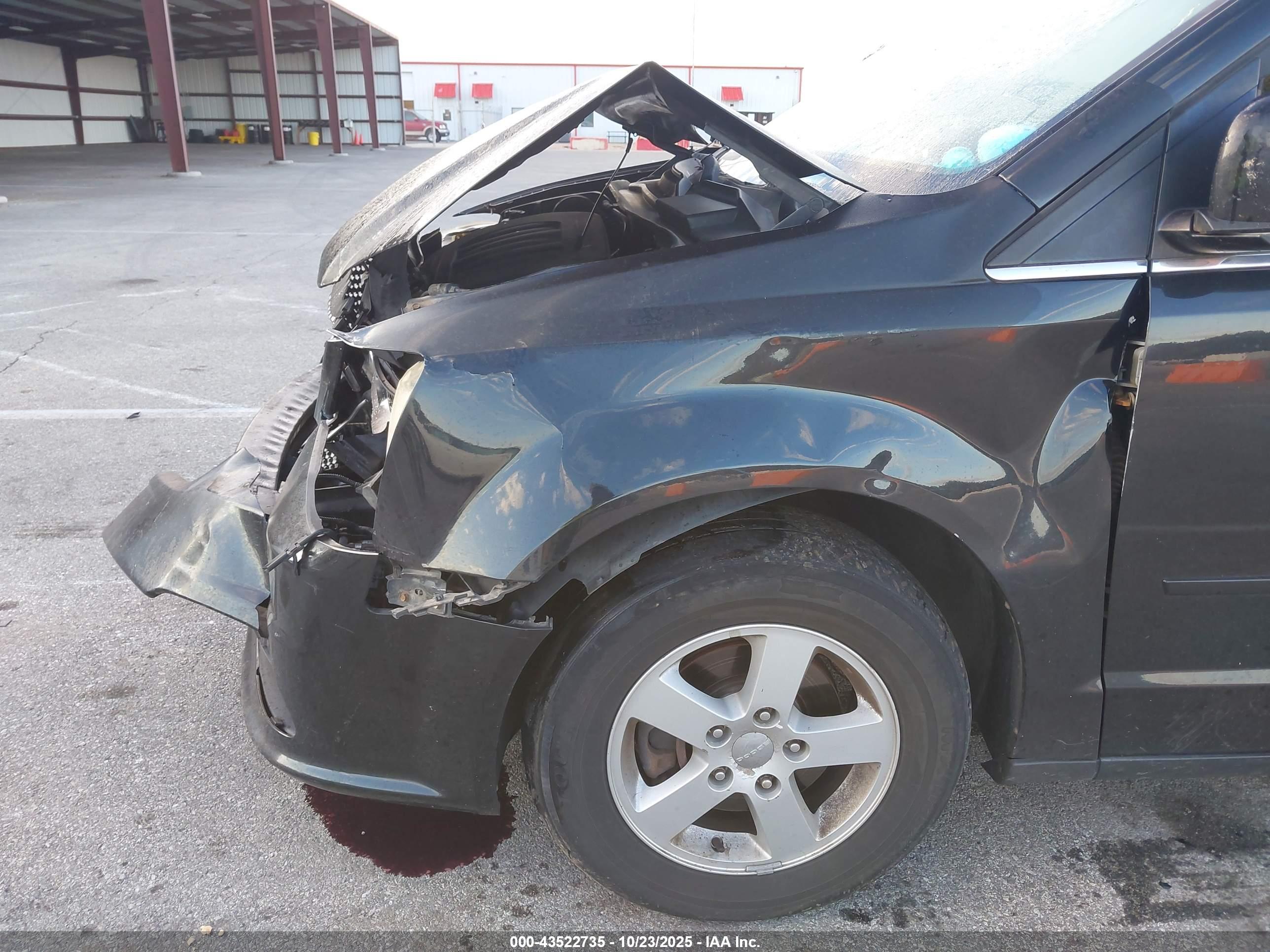 DODGE GRAND image 6
