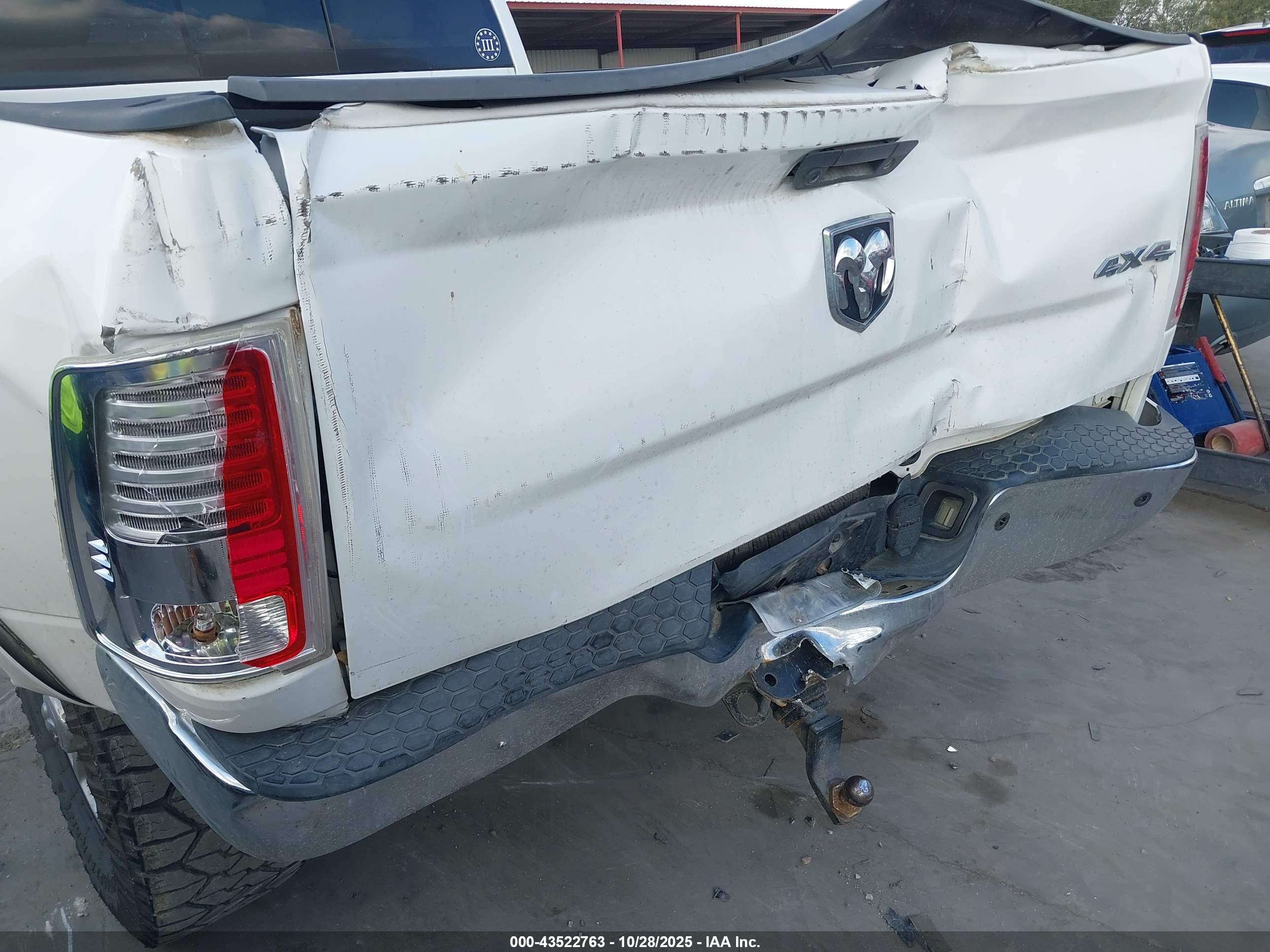 RAM 2500 image 6