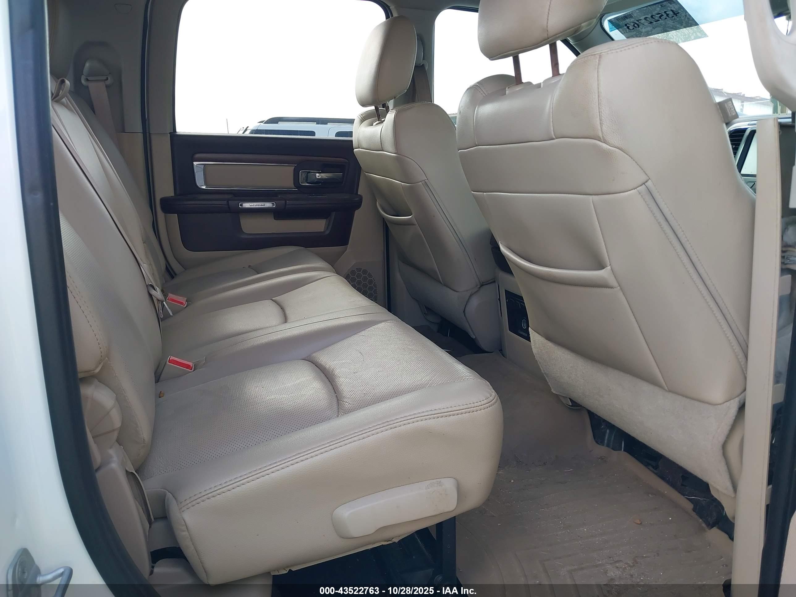 RAM 2500 image 8