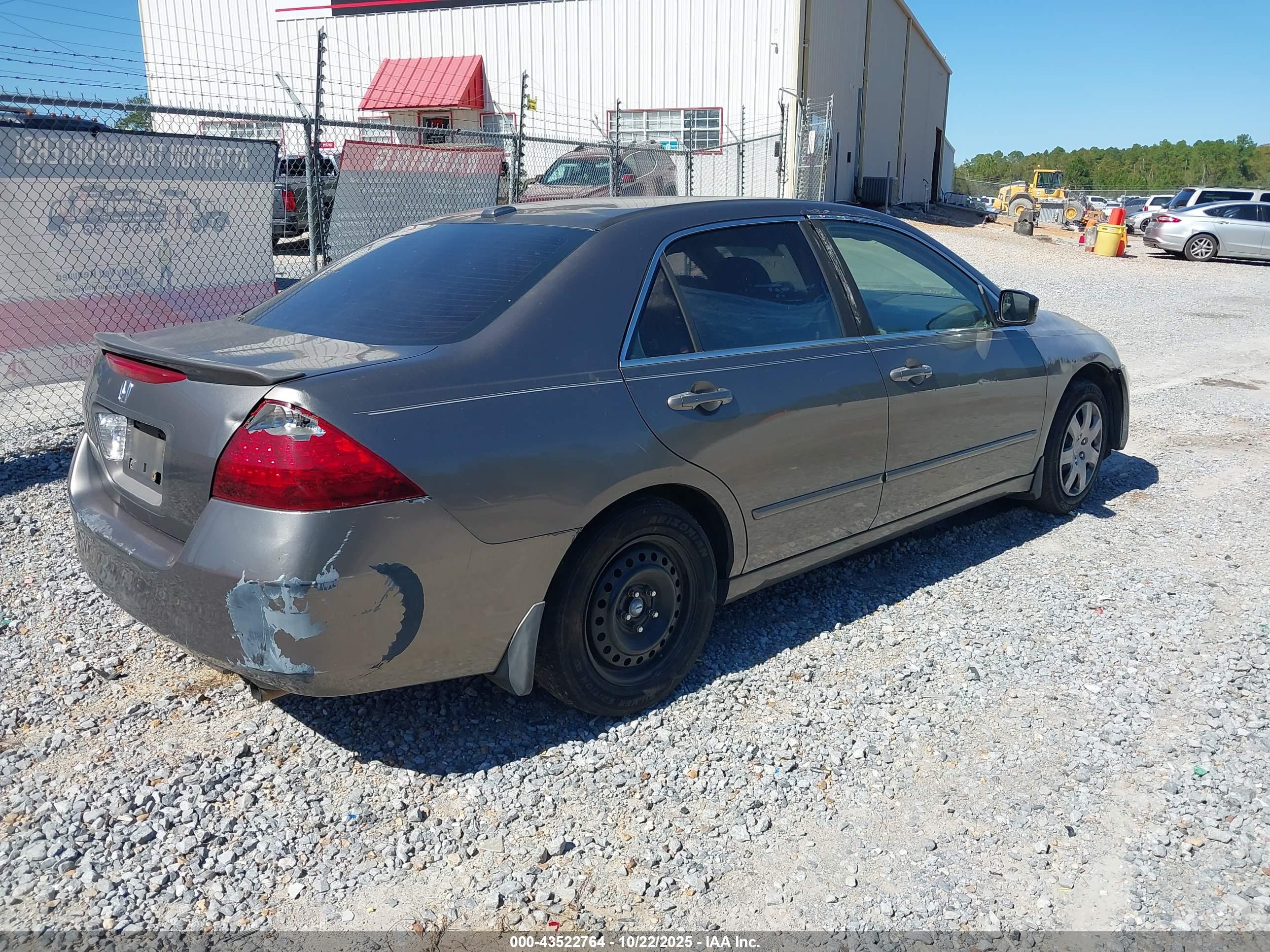 HONDA ACCORD image 4