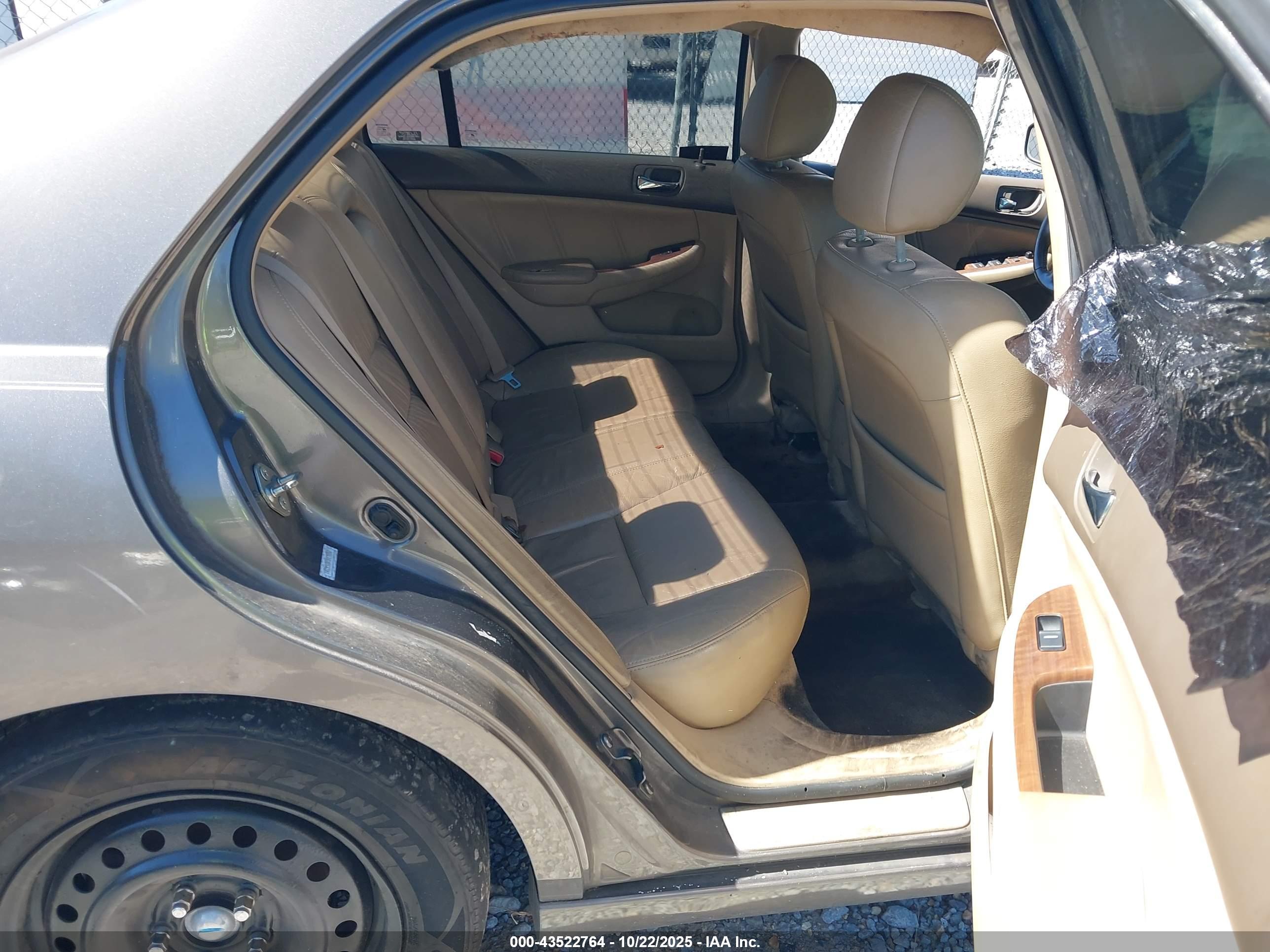 HONDA ACCORD image 8