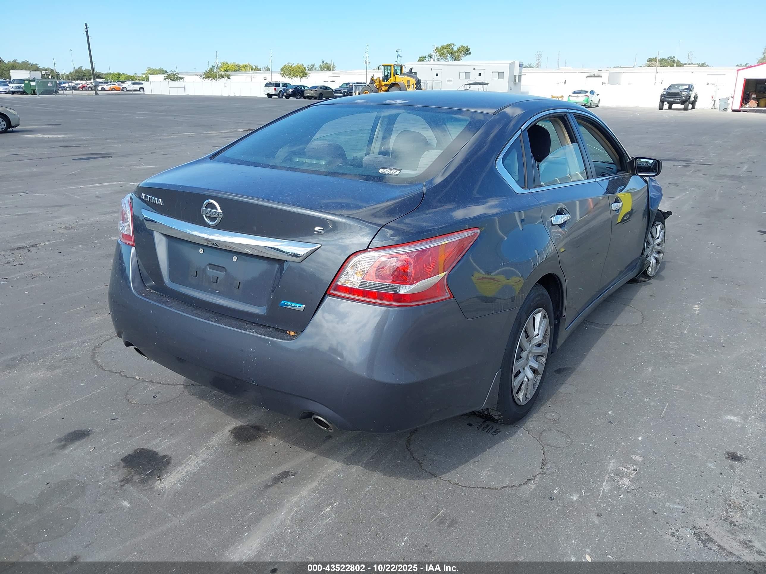 NISSAN ALTIMA image 4