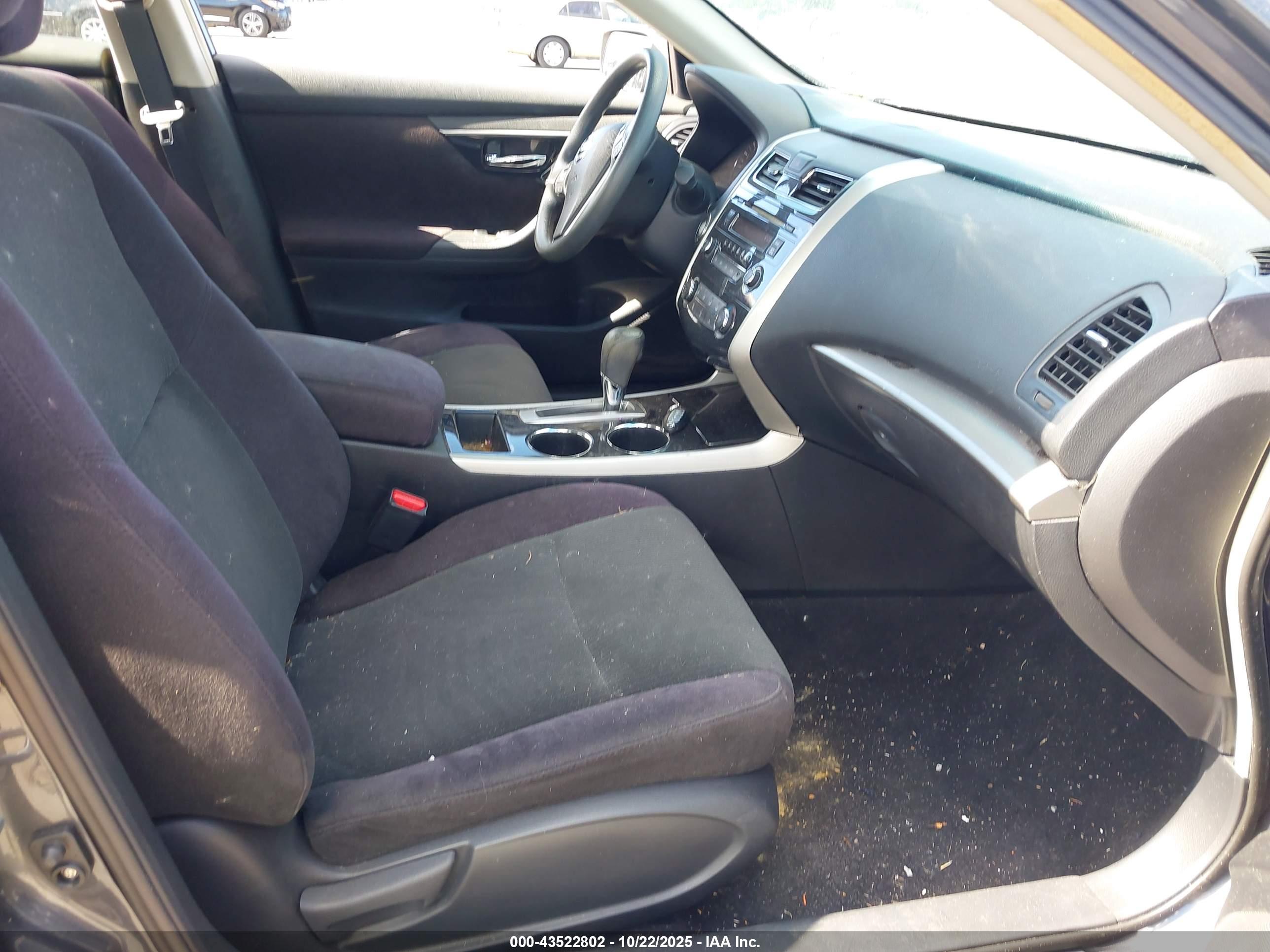 NISSAN ALTIMA image 5