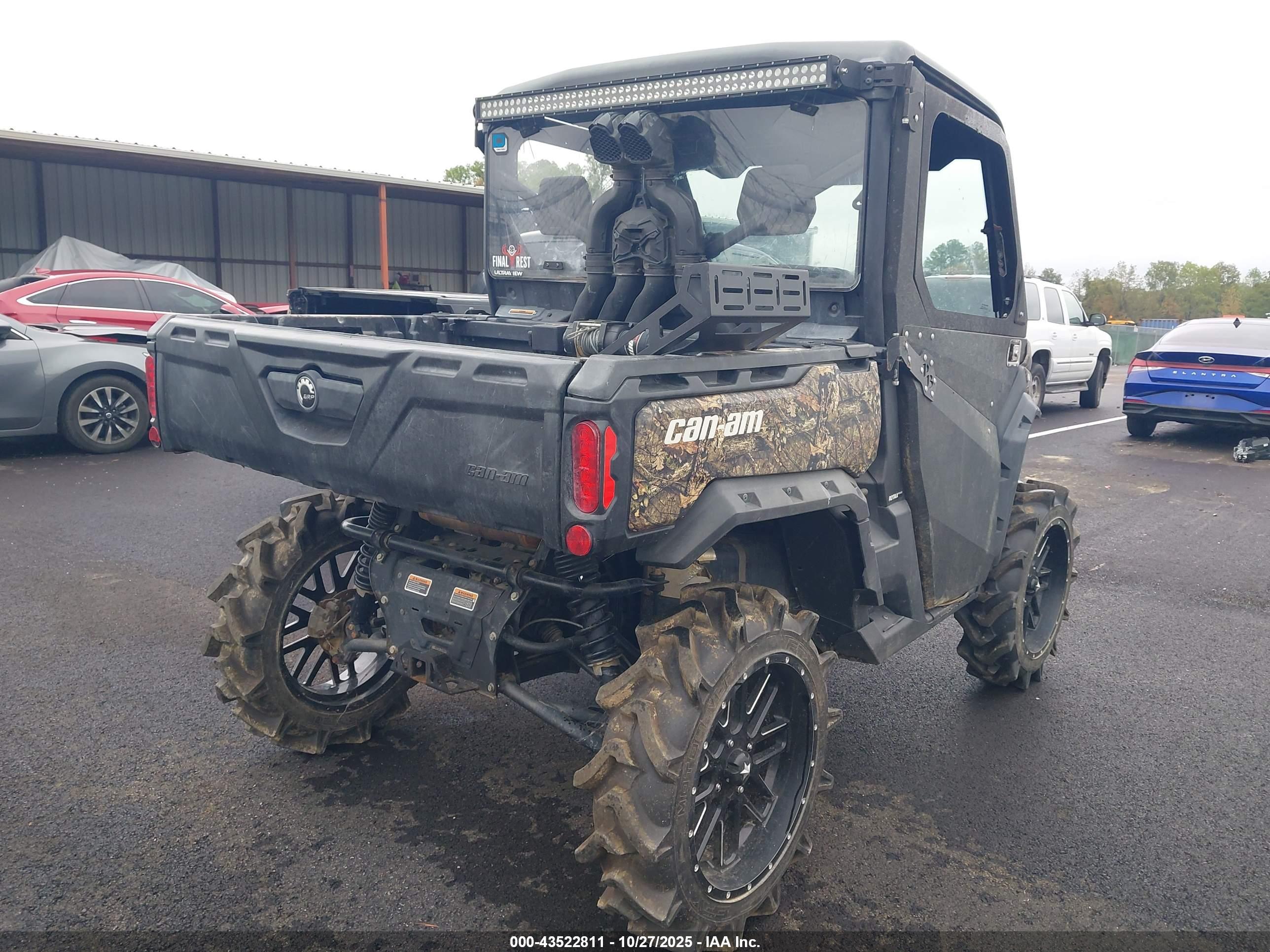 CAN-AM DEFENDER image 4