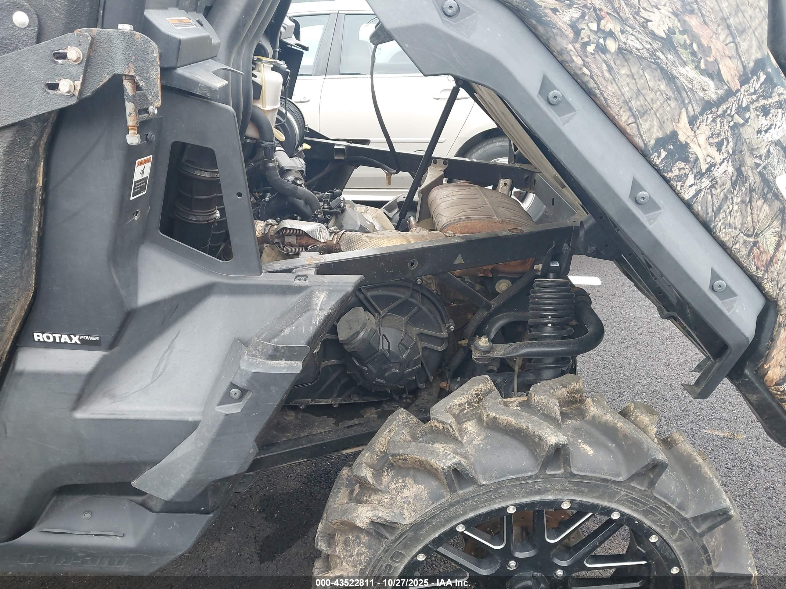 CAN-AM DEFENDER image 9