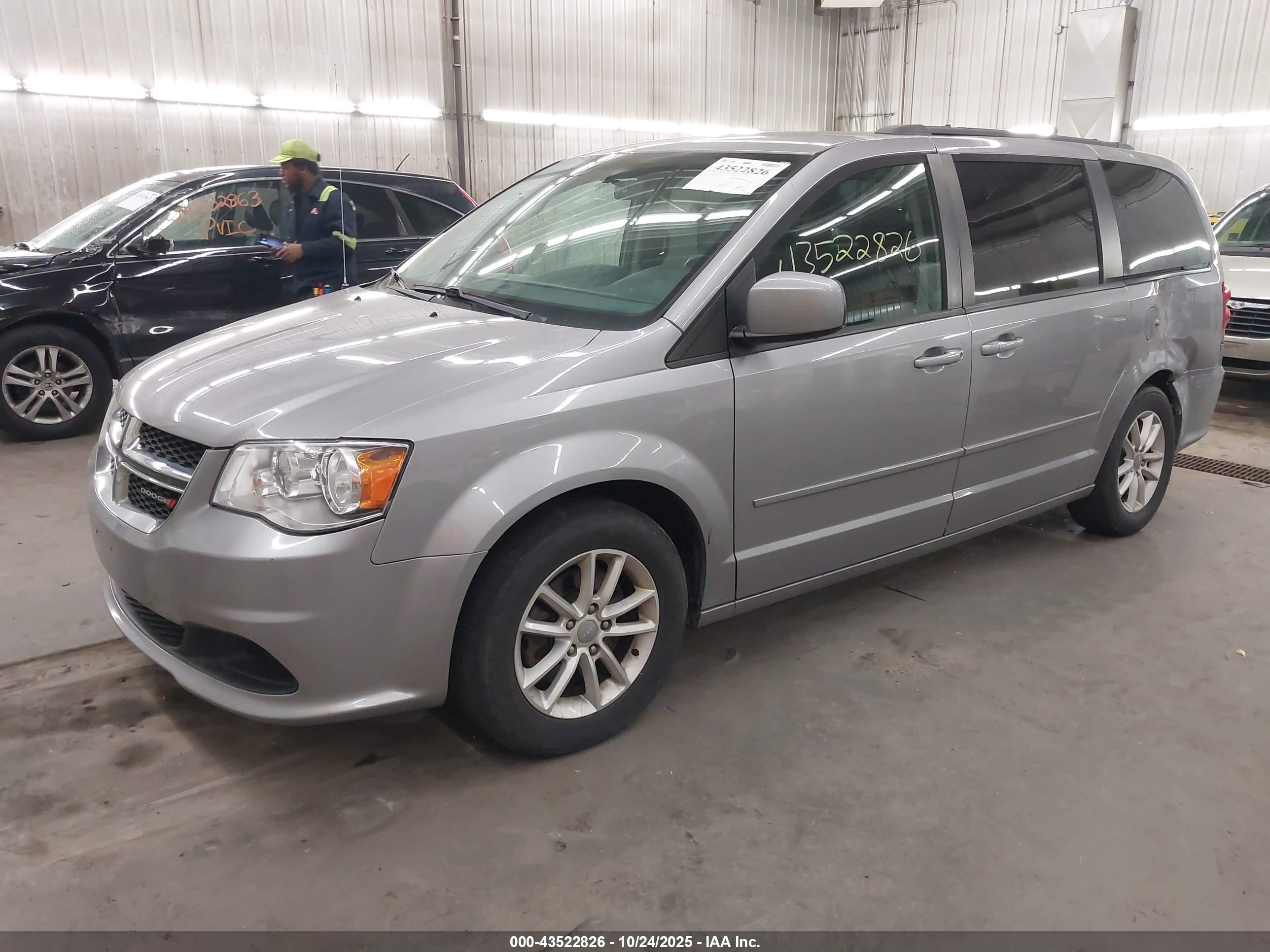 DODGE GRAND image 2