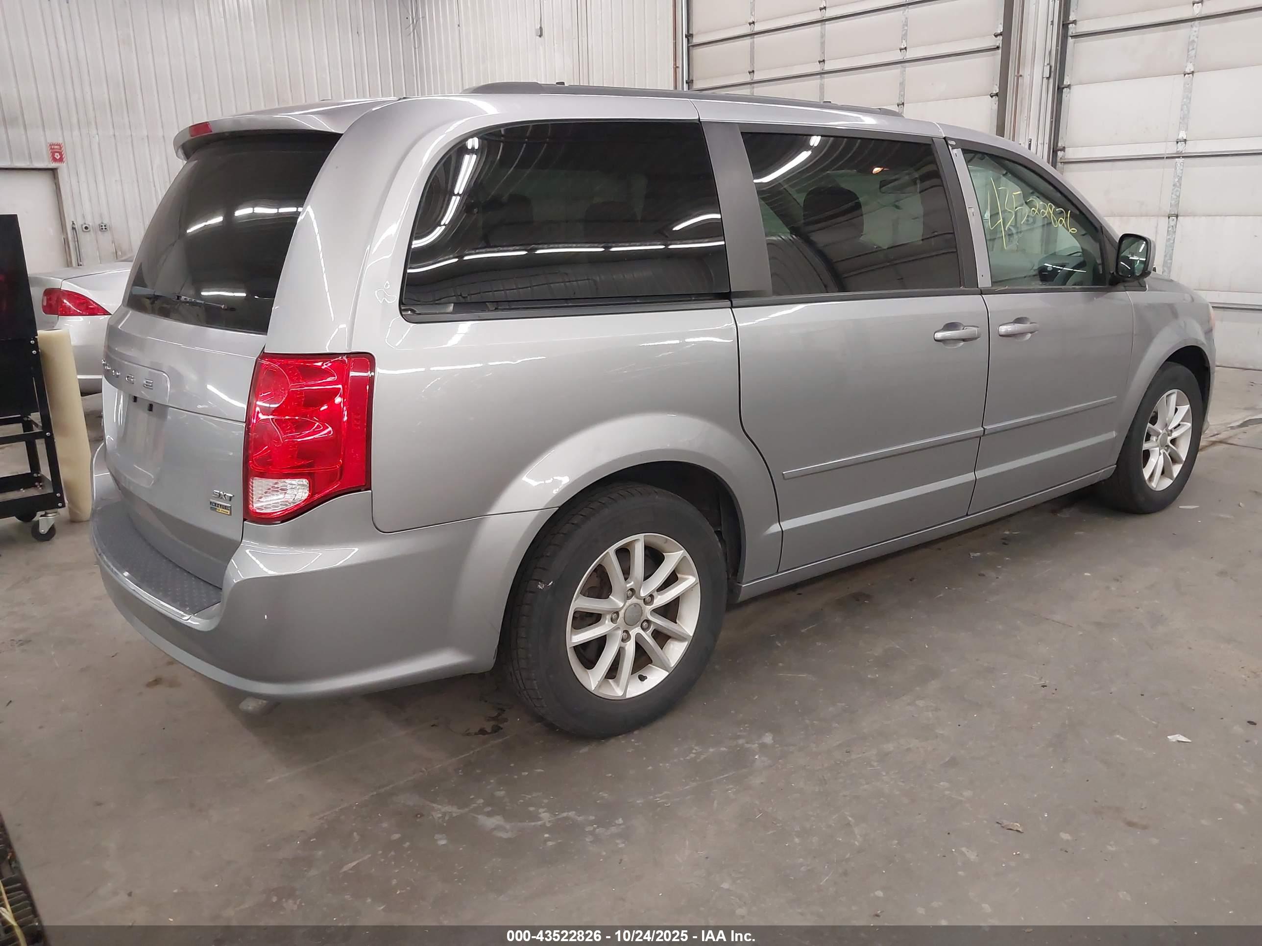 DODGE GRAND image 4