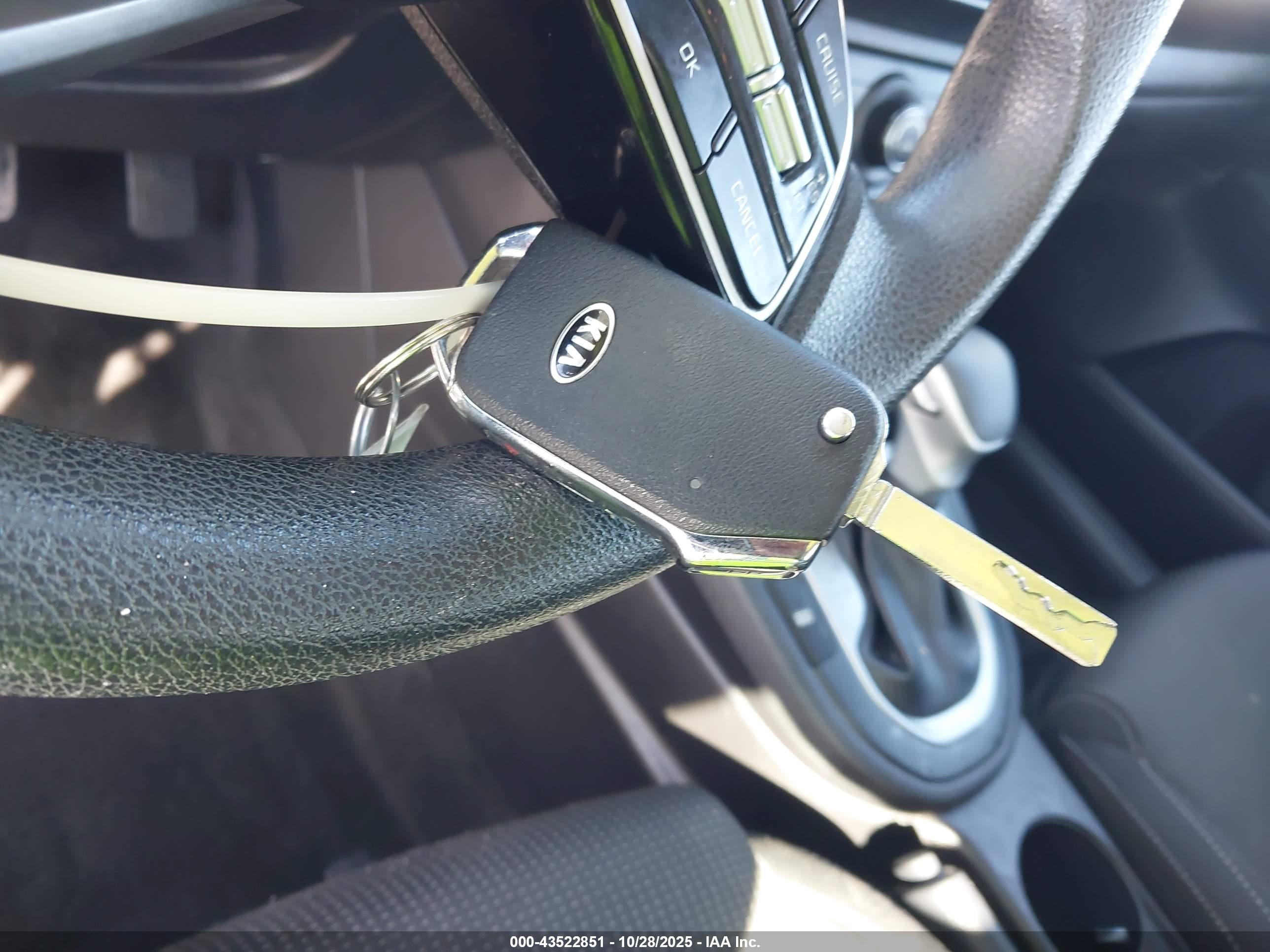 KIA FORTE image 11