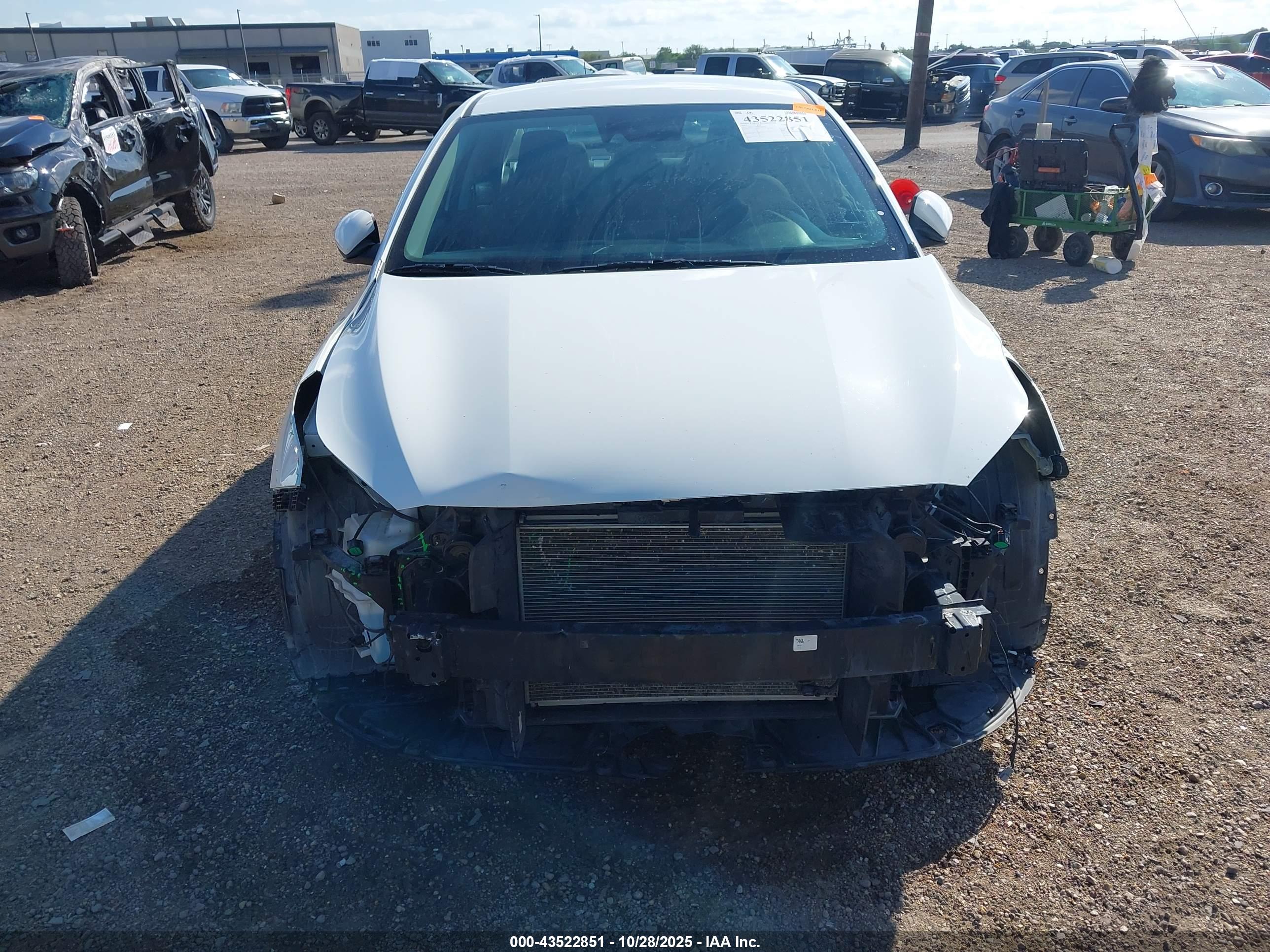 KIA FORTE image 6