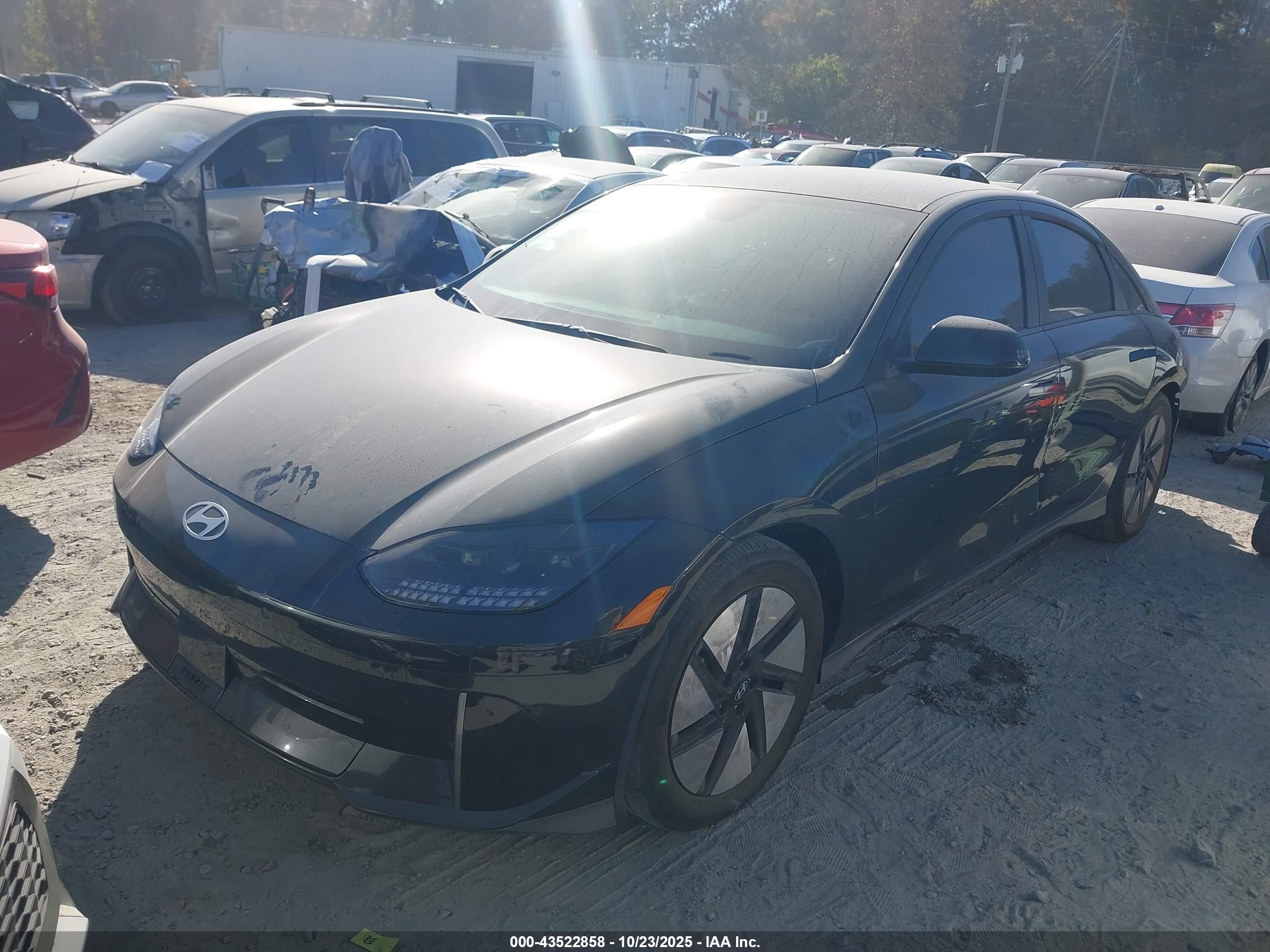 HYUNDAI IONIQ image 2