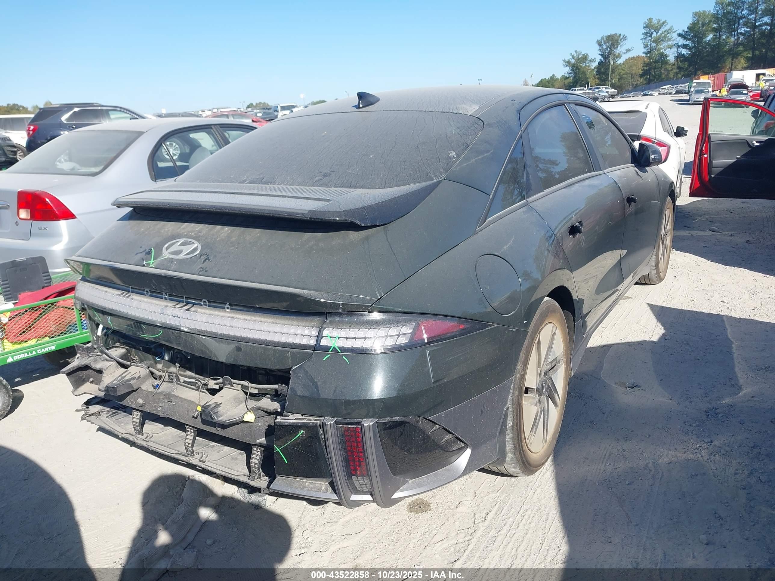 HYUNDAI IONIQ image 4