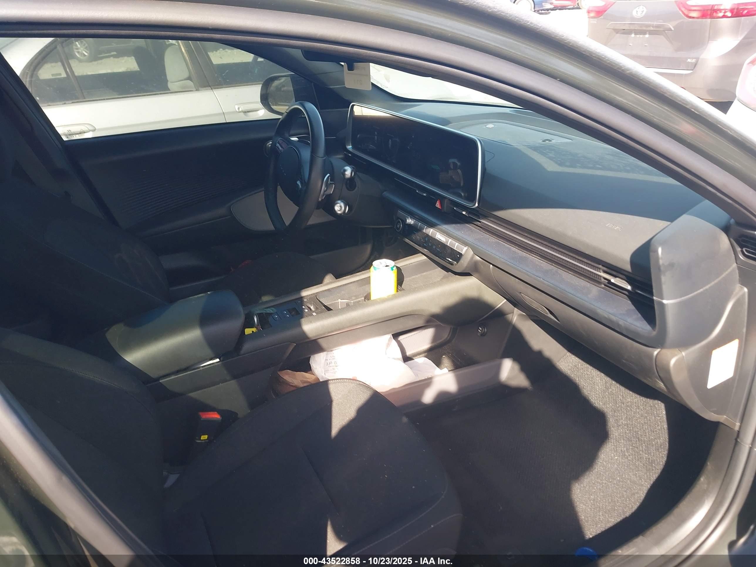 HYUNDAI IONIQ image 5