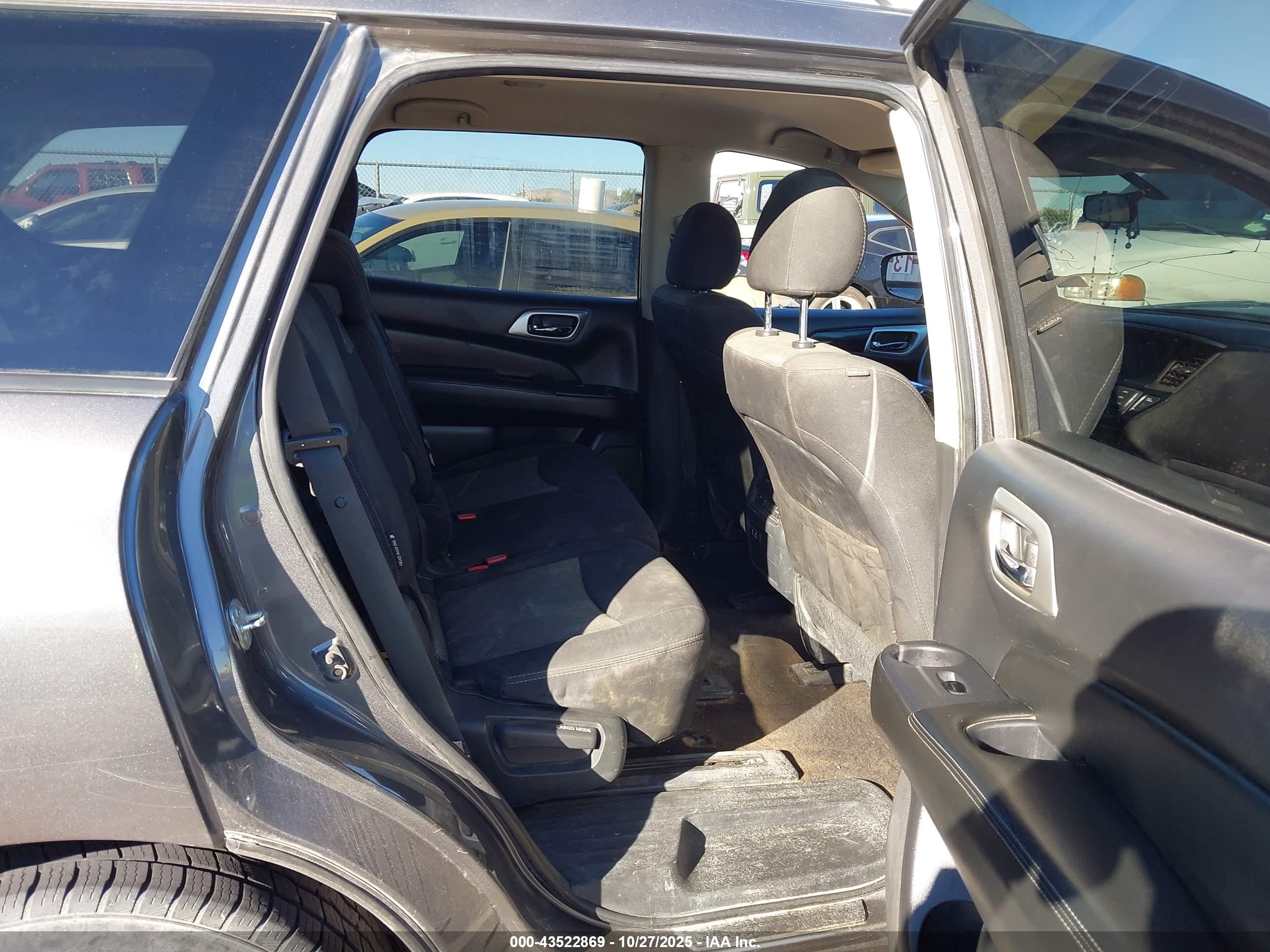 NISSAN PATHFINDER image 8