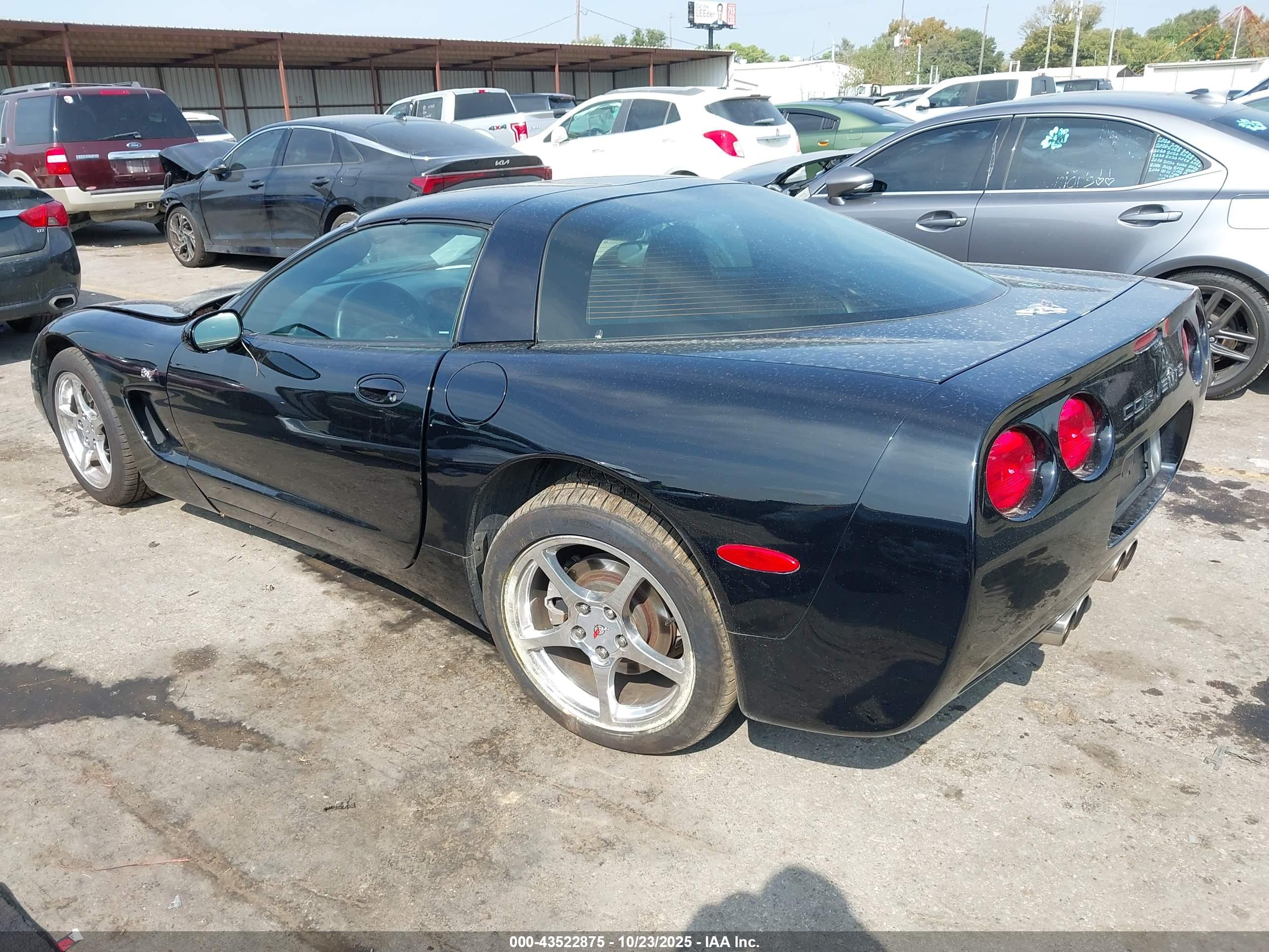 CHEVROLET CORVETTE image 3