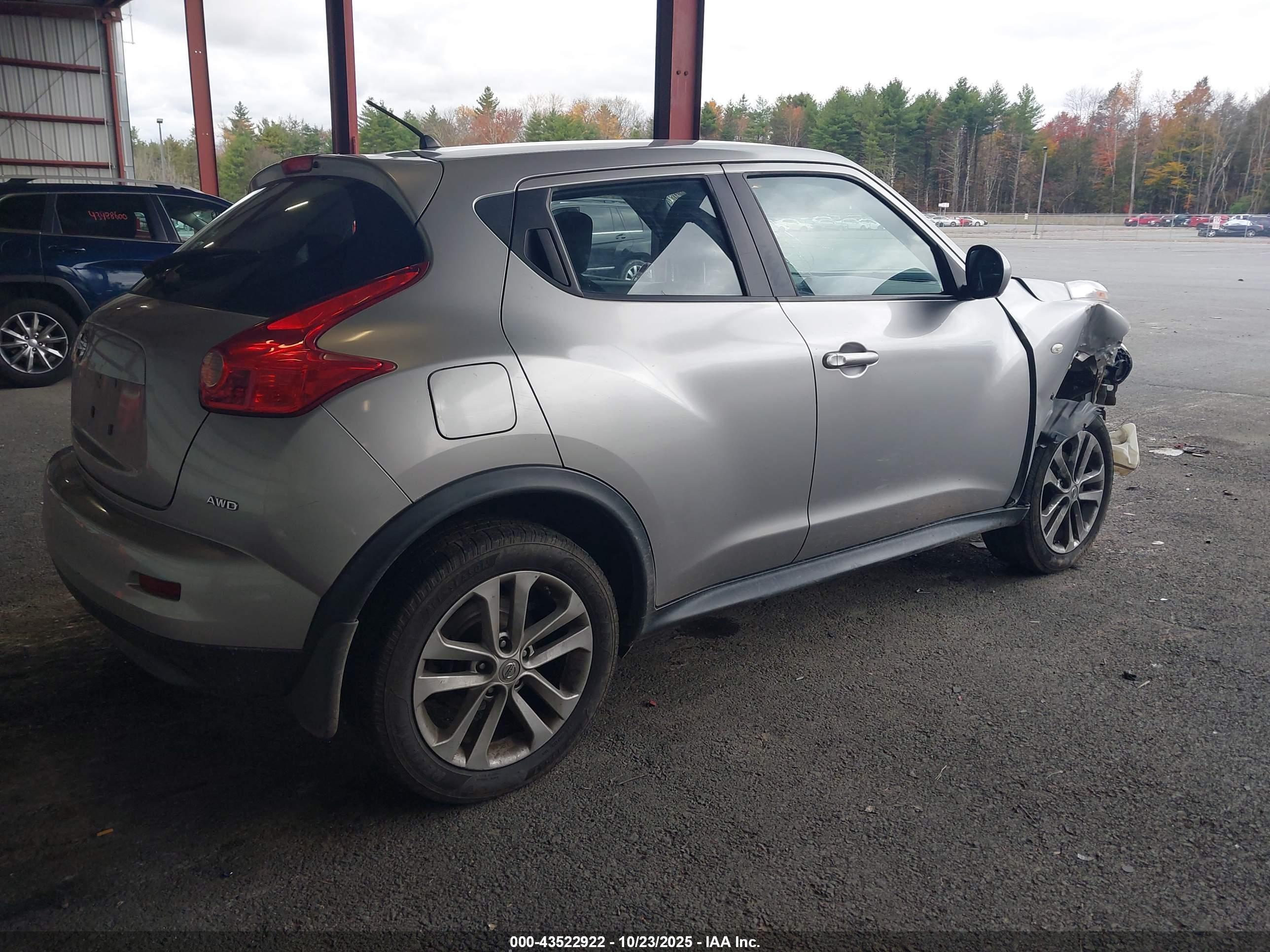 NISSAN JUKE image 4