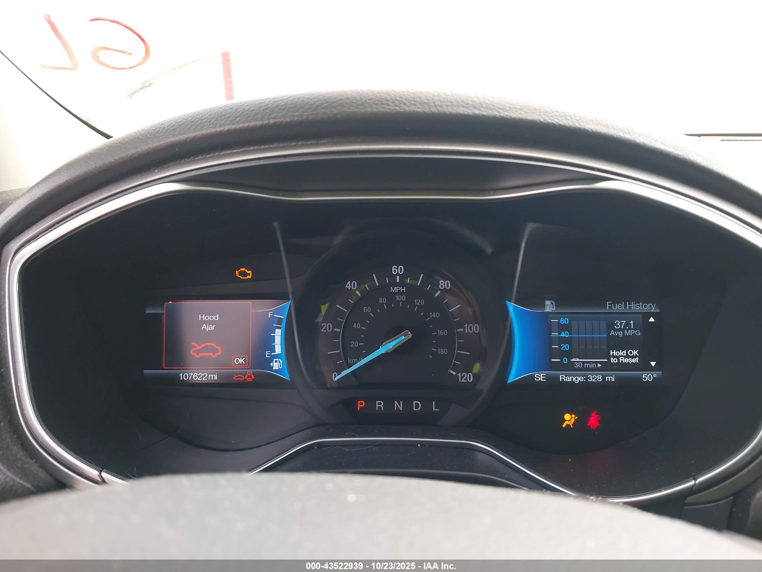 FORD FUSION image 7