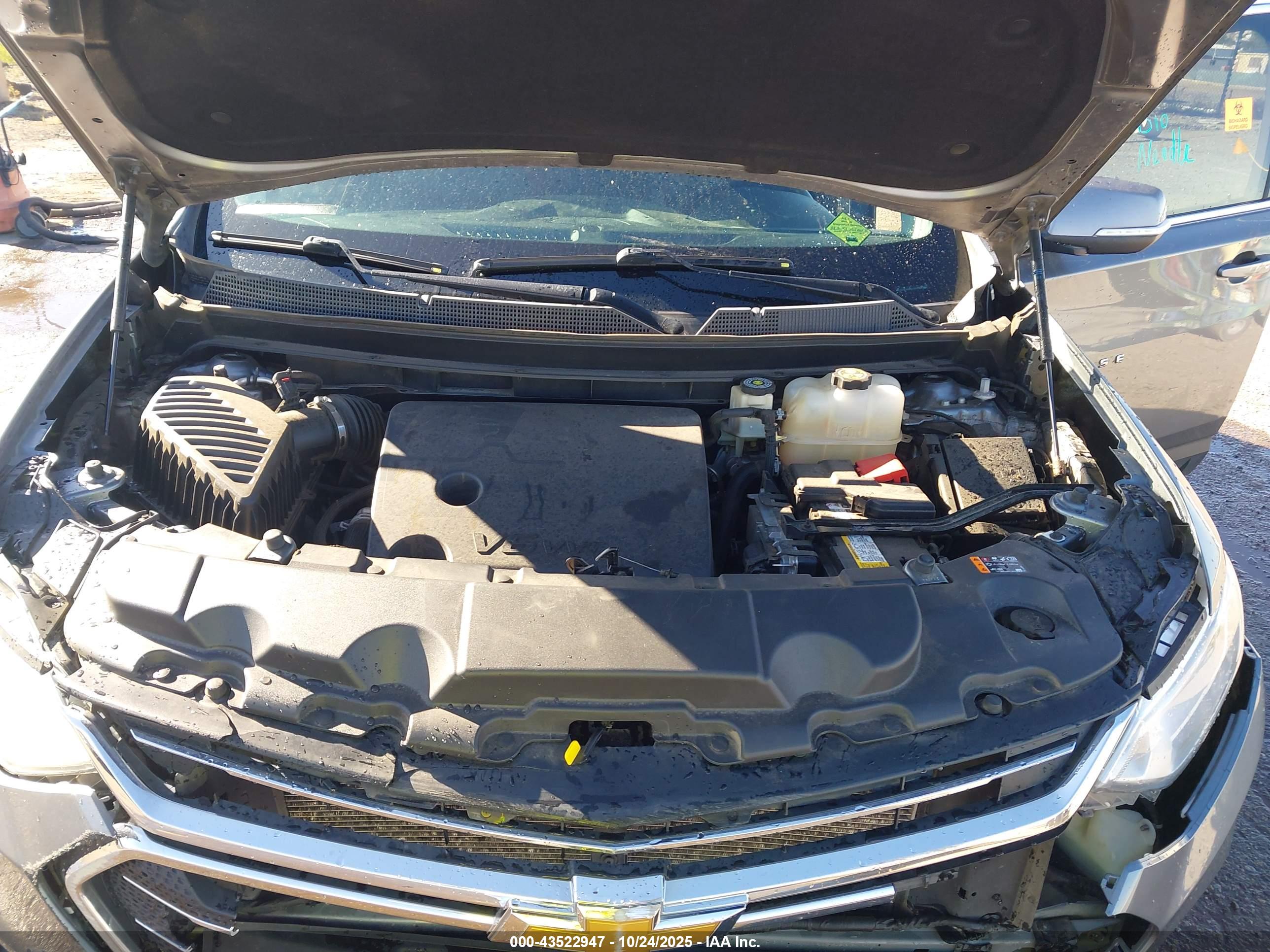 CHEVROLET TRAVERSE image 10
