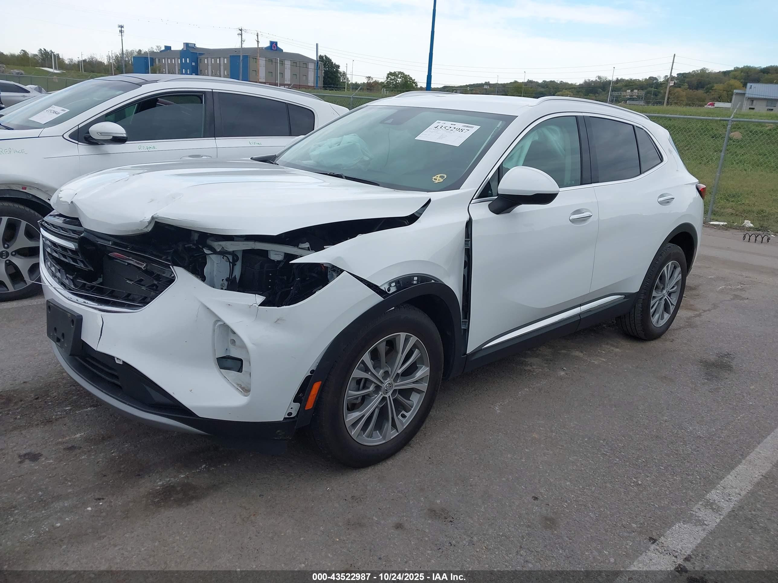 BUICK ENVISION image 2