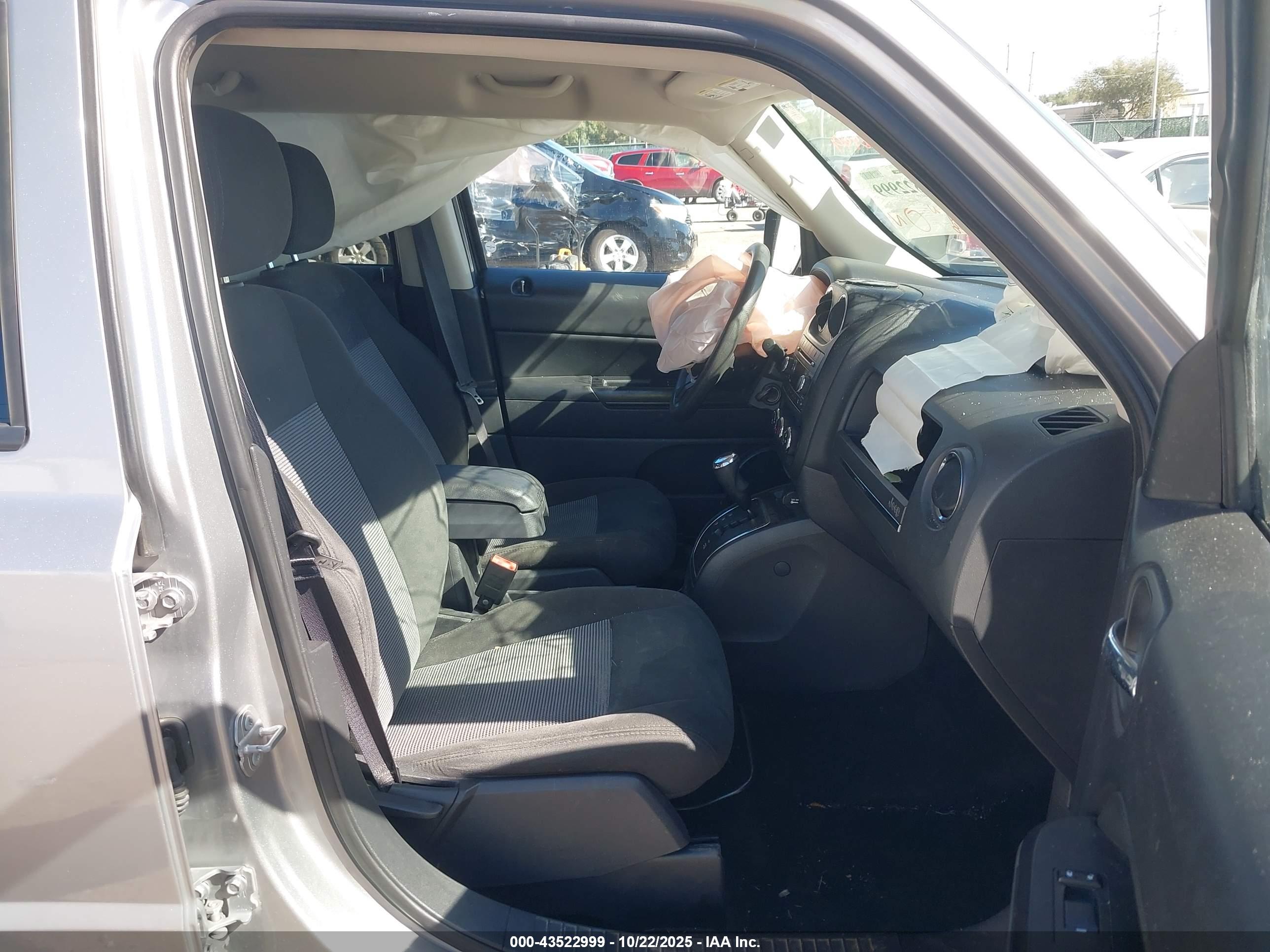JEEP PATRIOT image 5