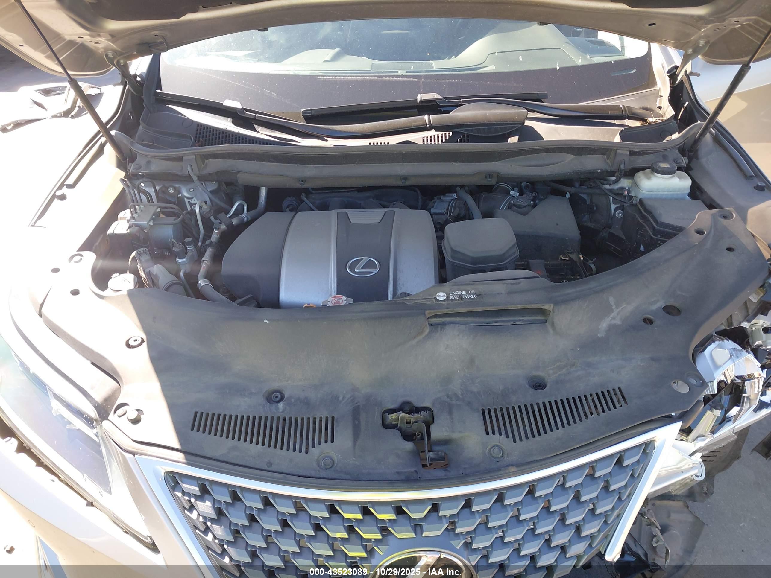 LEXUS RX image 10