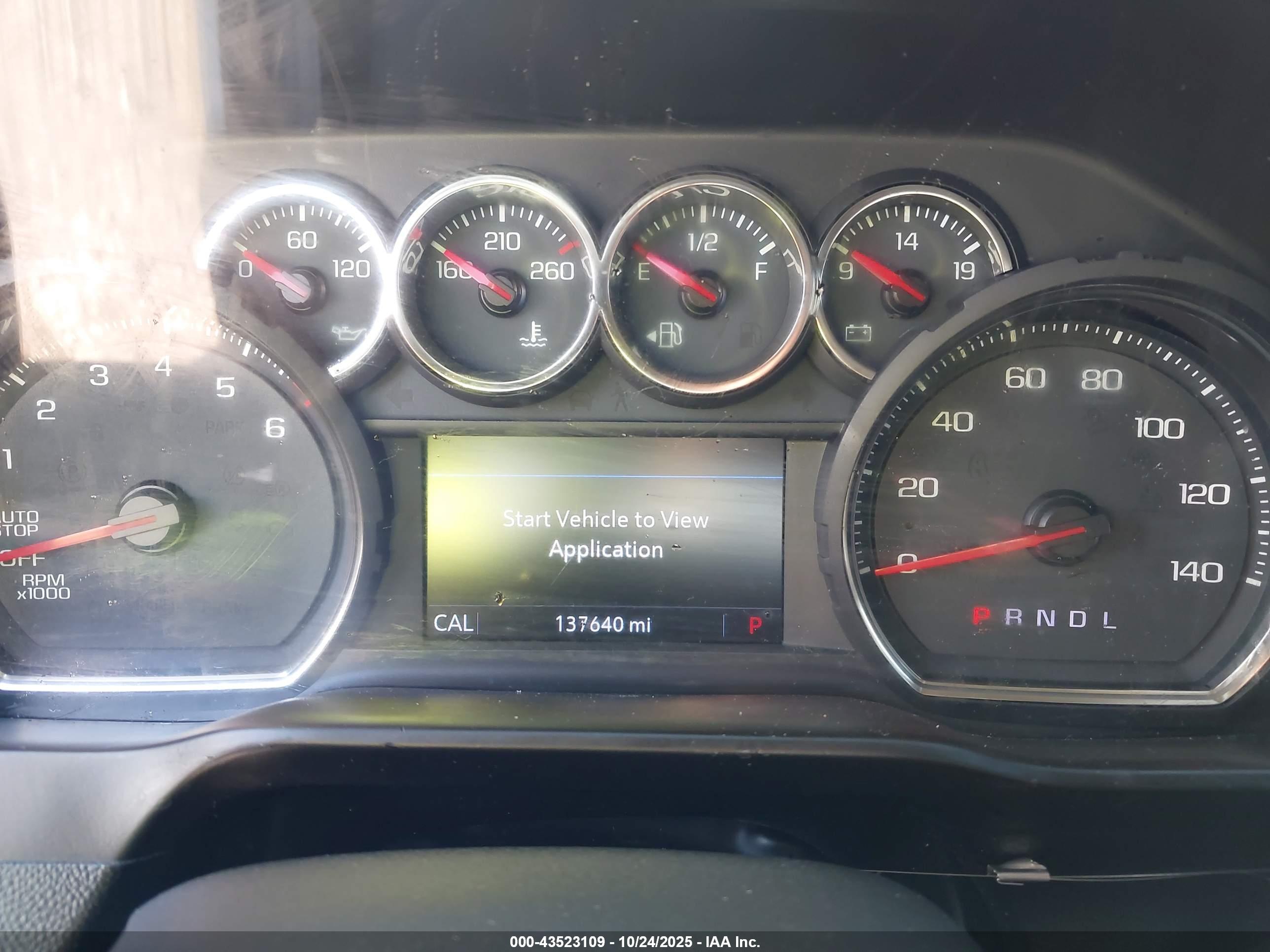 CHEVROLET SILVERADO image 7