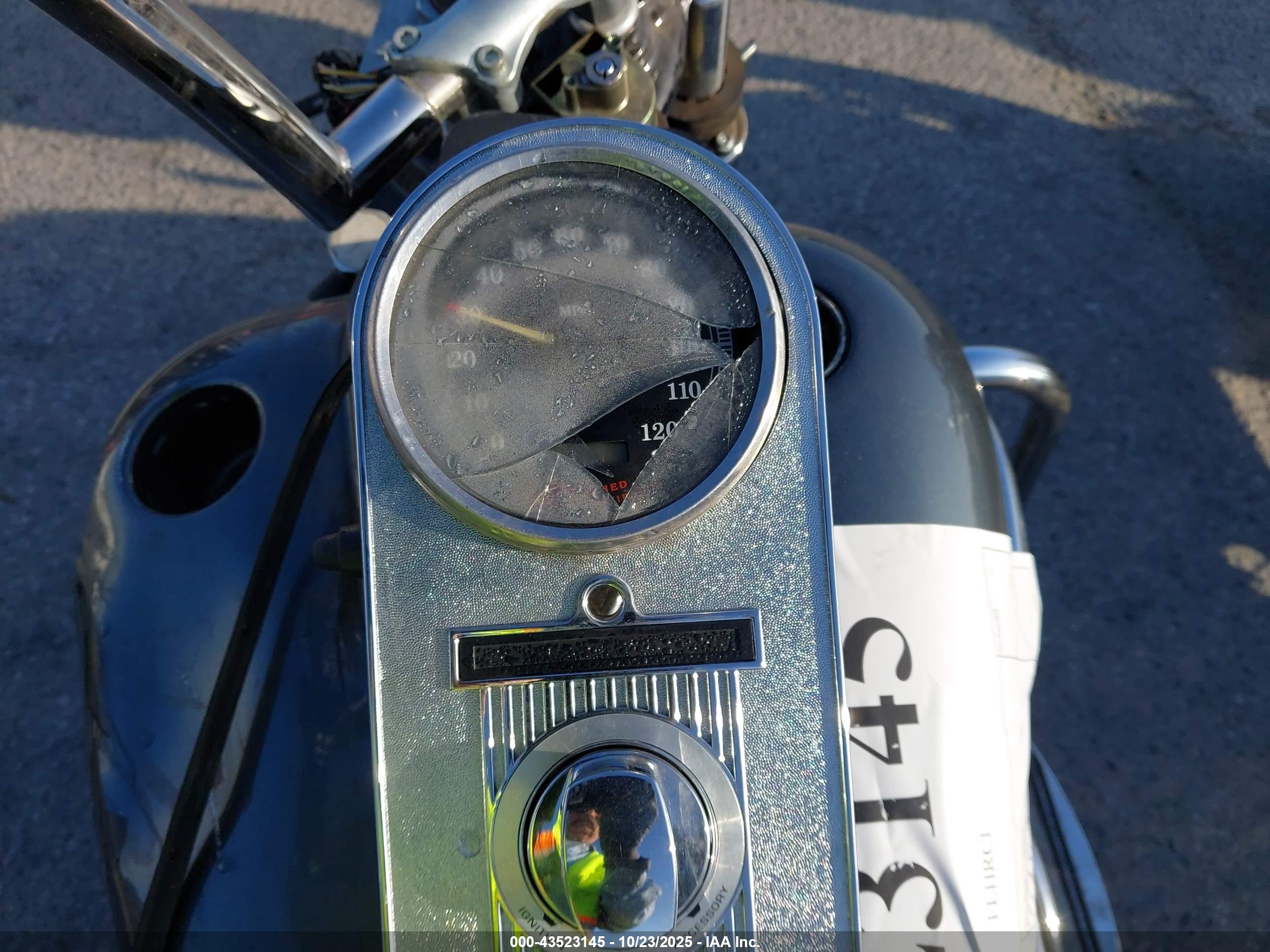 HARLEY-DAVIDSON FLHRCI image 7