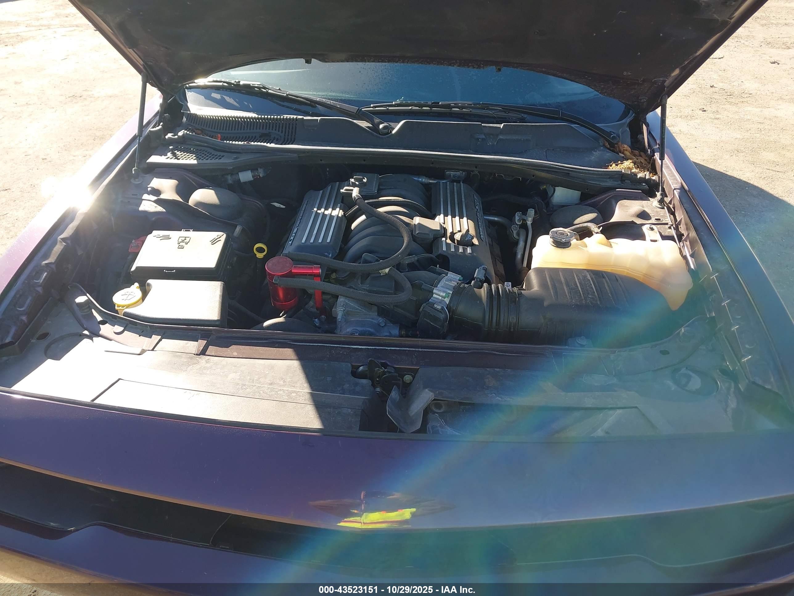 DODGE CHALLENGER image 10
