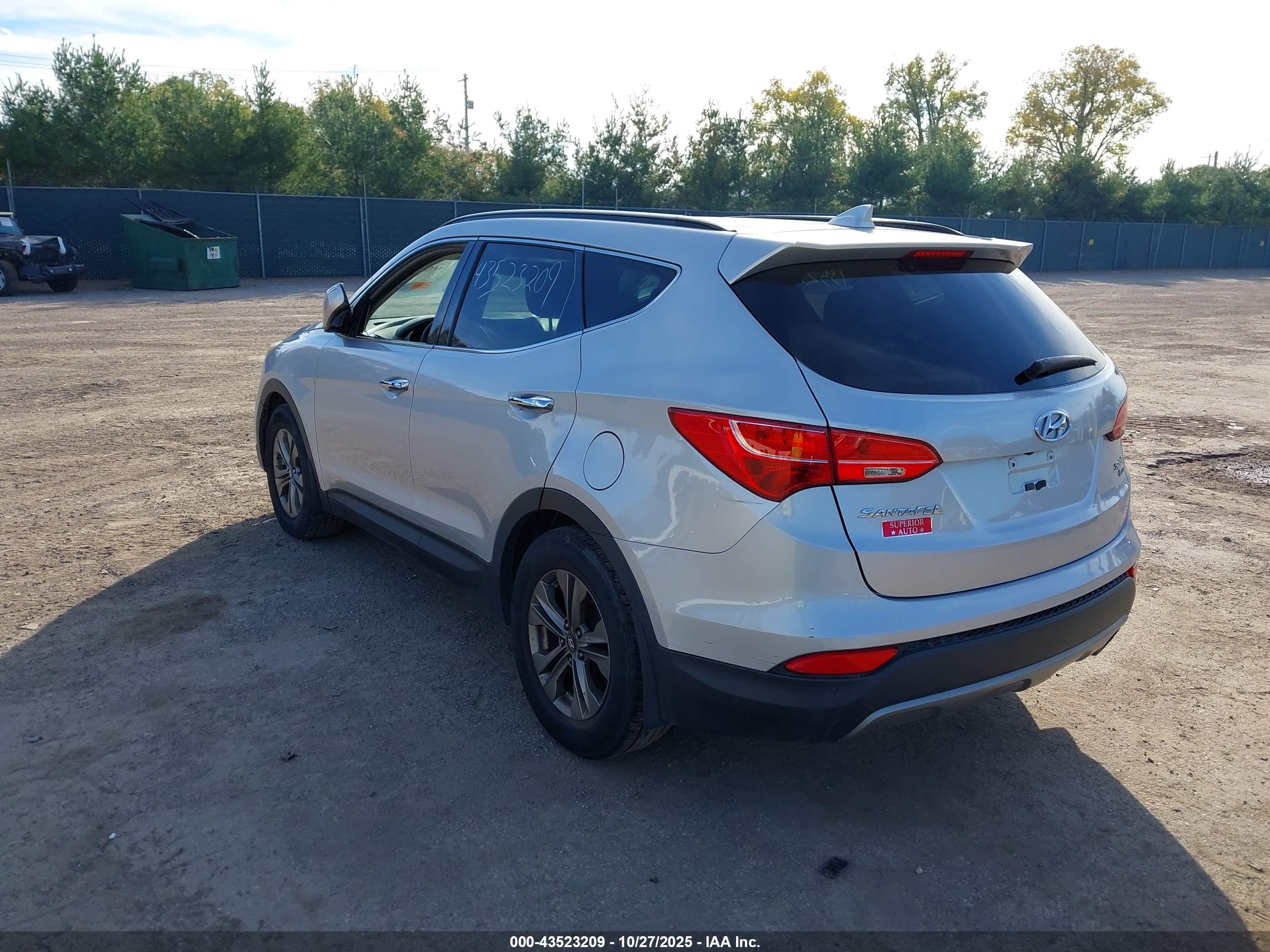 HYUNDAI SANTA image 3