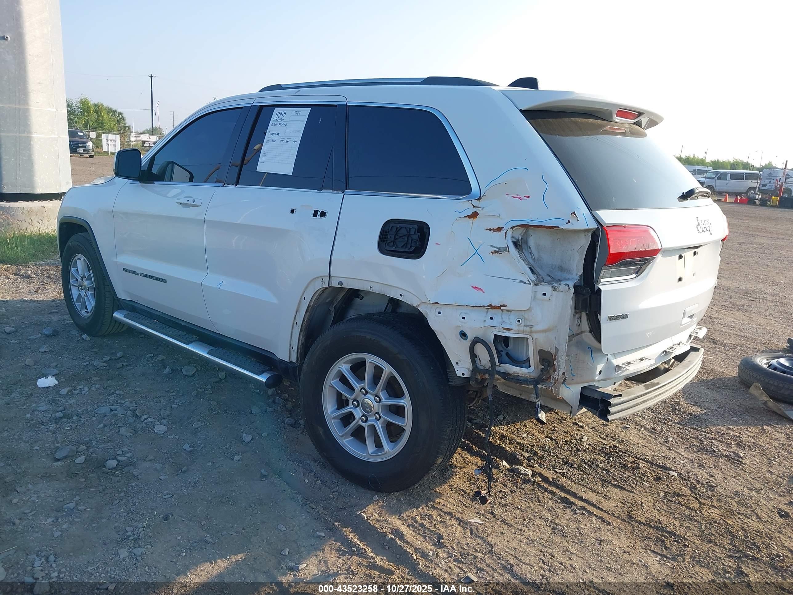 JEEP GRAND image 3